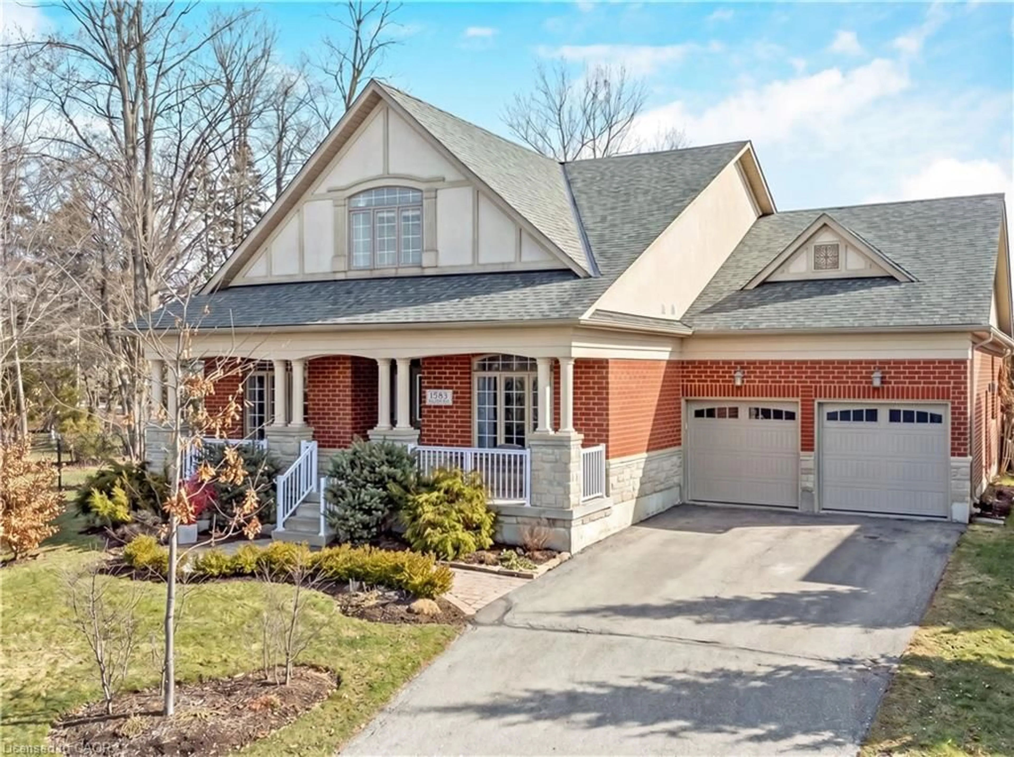 Home with brick exterior material, street for 1583 Hallstone Rd, Brampton Ontario L6Y 5K8