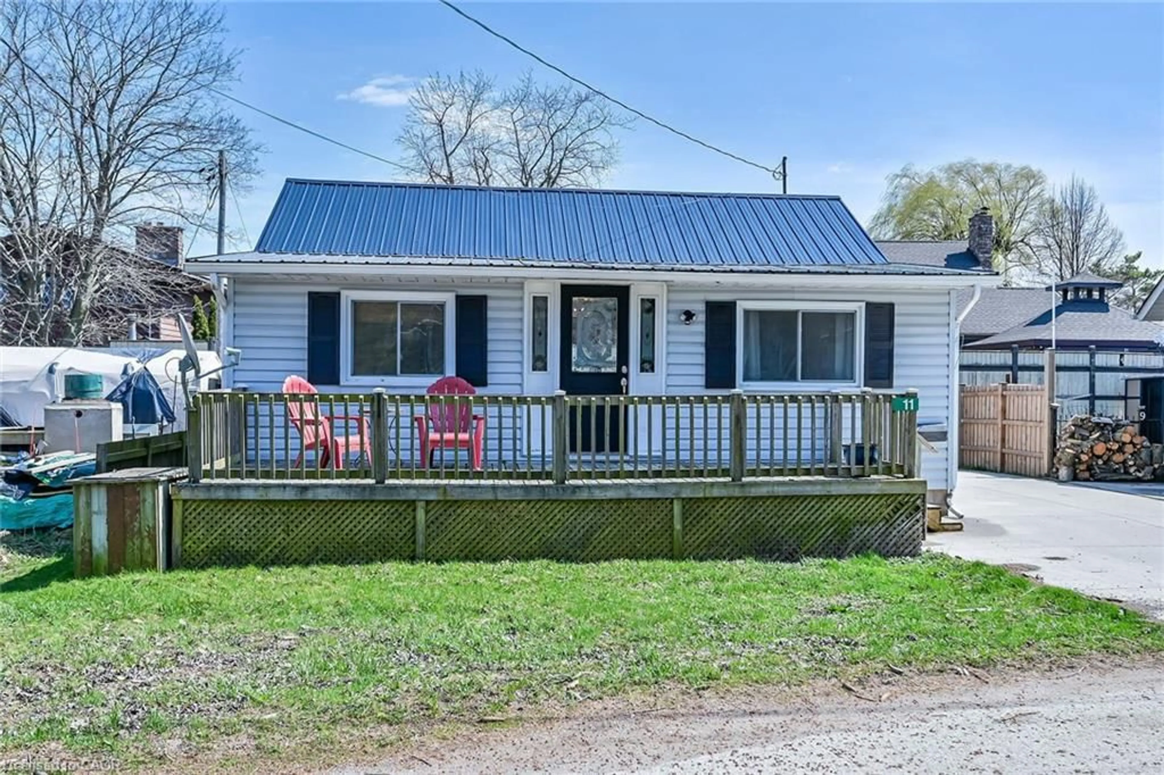 Unknown for 11 Walter St, Turkey Point Ontario N0E 1T0