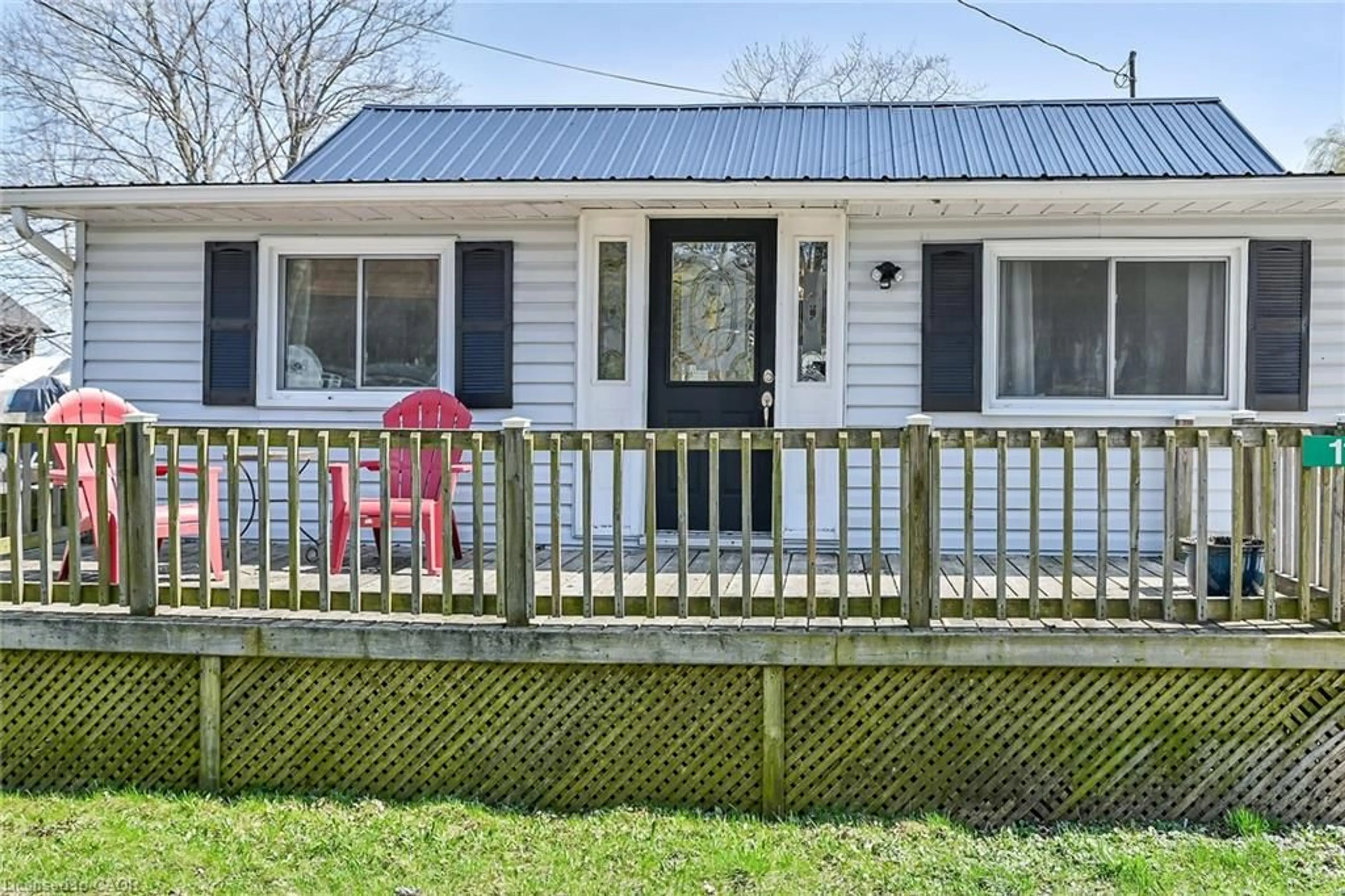 Unknown for 11 Walter St, Turkey Point Ontario N0E 1T0