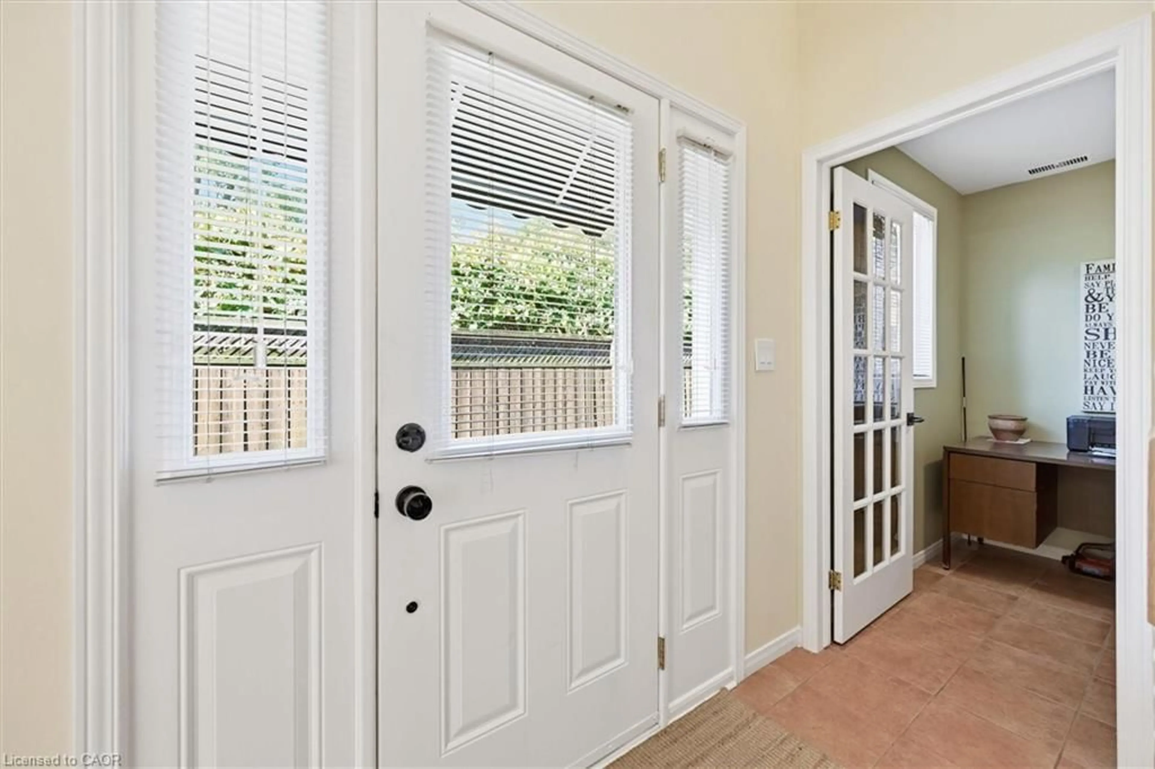 Indoor entryway for 21 Arden Ave, Hamilton Ontario L8H 7C2