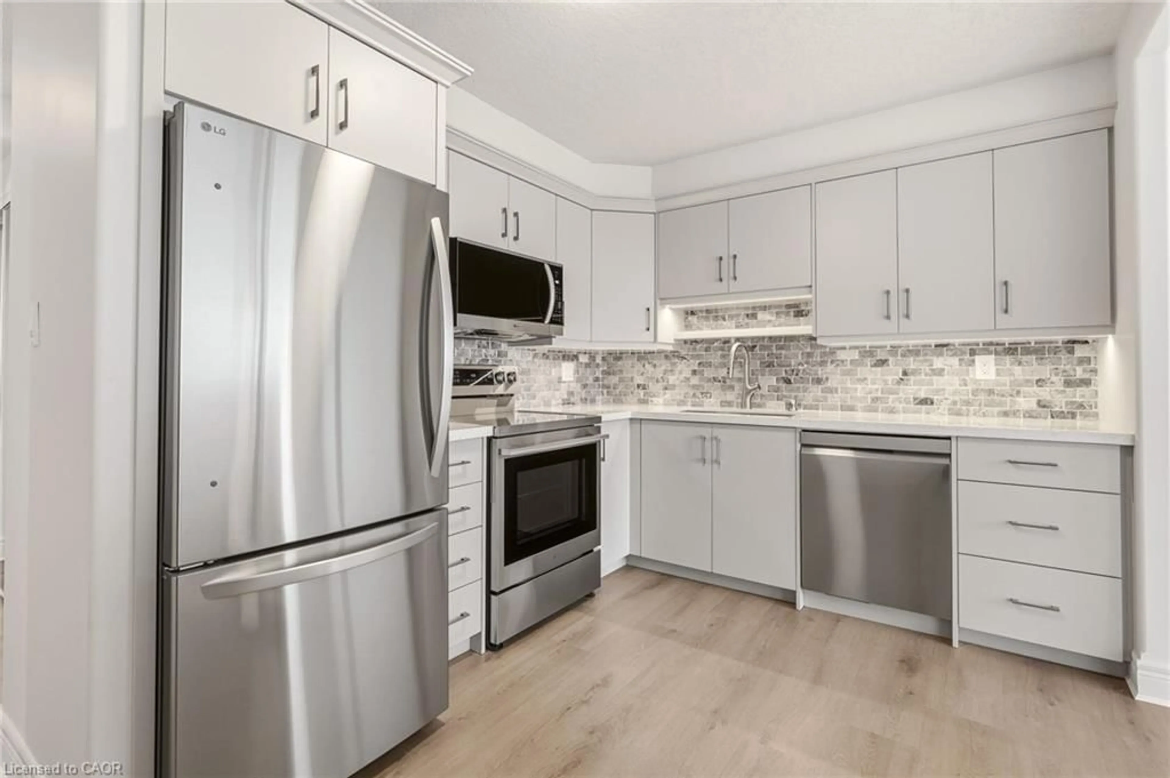 Open concept kitchen, unknown for 1272 Ontario St #903, Burlington Ontario L7S 2L8