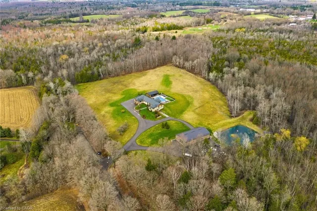 1371 10th Concession Rd, Puslinch 3