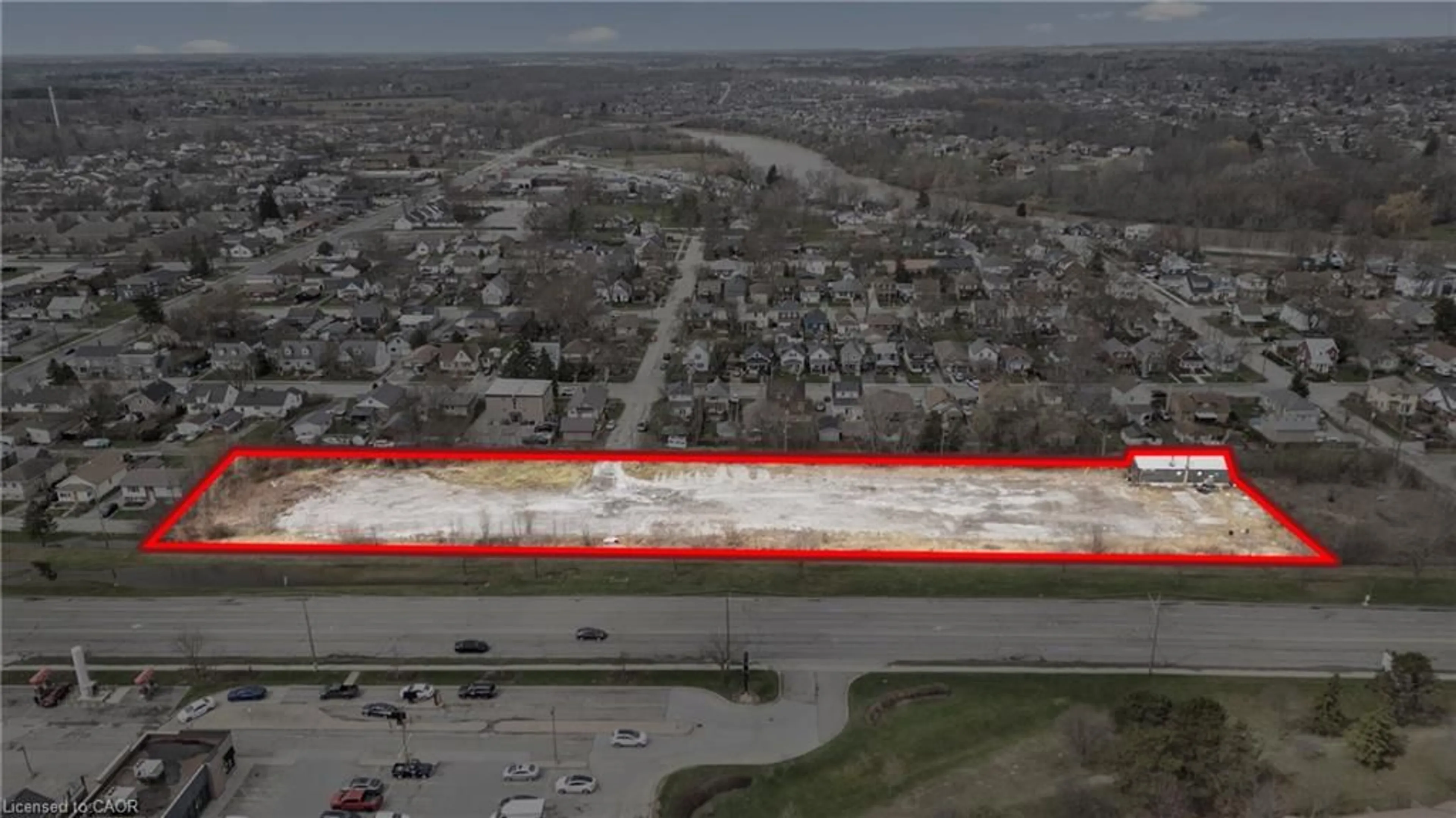 A pic from outside/outdoor area/front of a property/back of a property/a pic from drone, street for 1 Drew St, Welland Ontario L3C 5H8