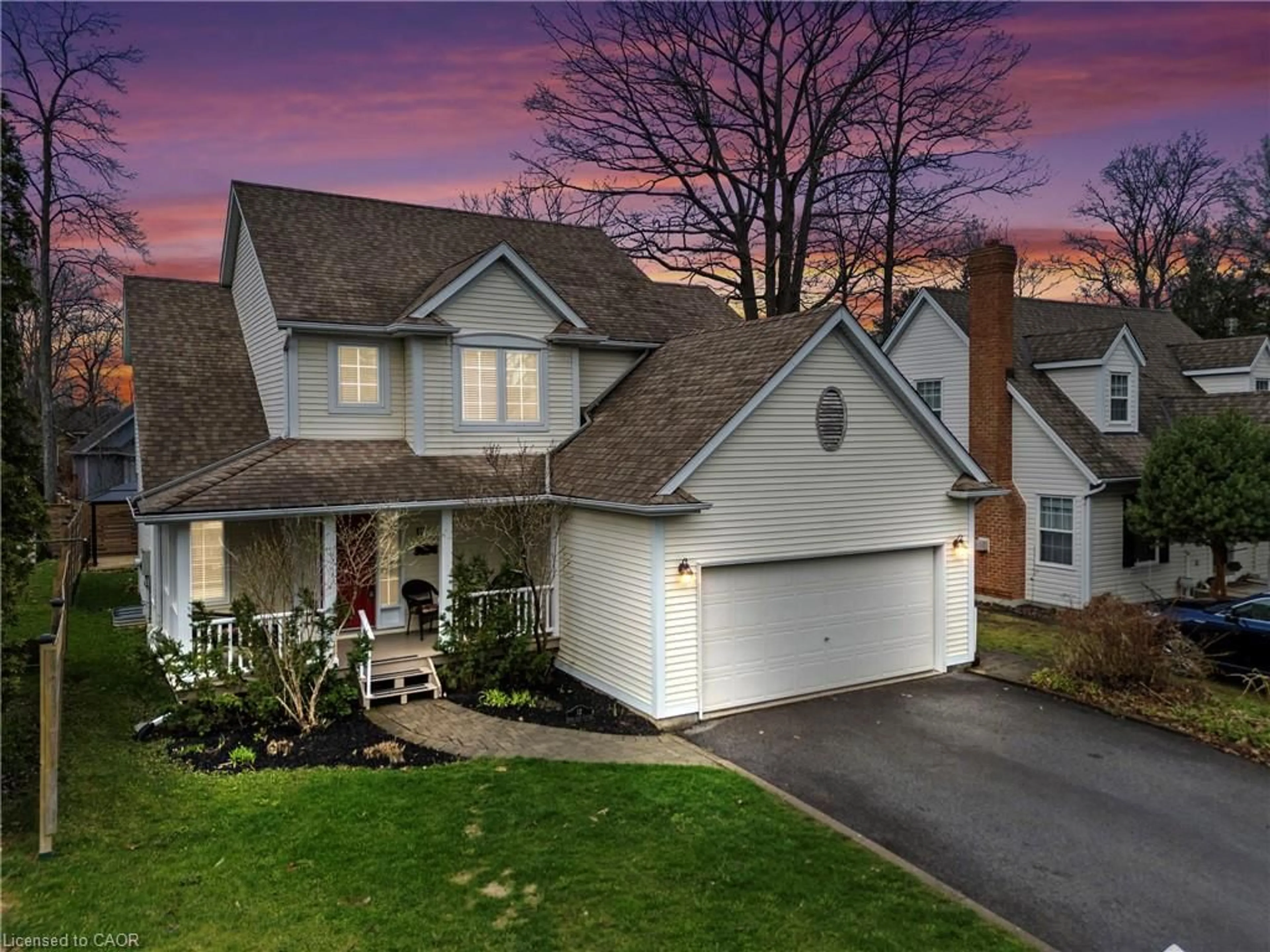 Unknown for 12 Oak Dr, Niagara-on-the-Lake Ontario L0S 1J0