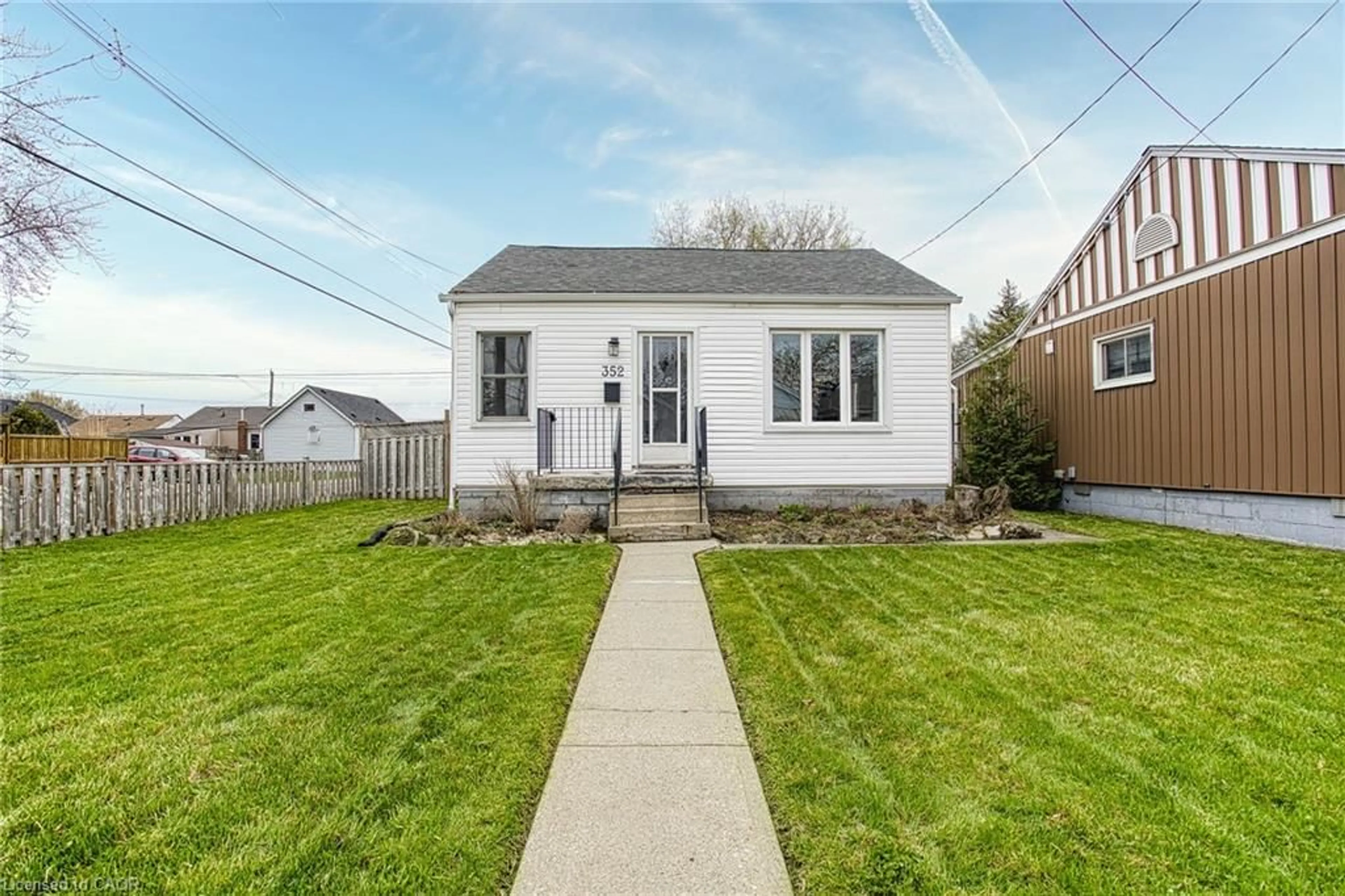 Unknown for 352 Fairfield Ave, Hamilton Ontario L8H 5H8