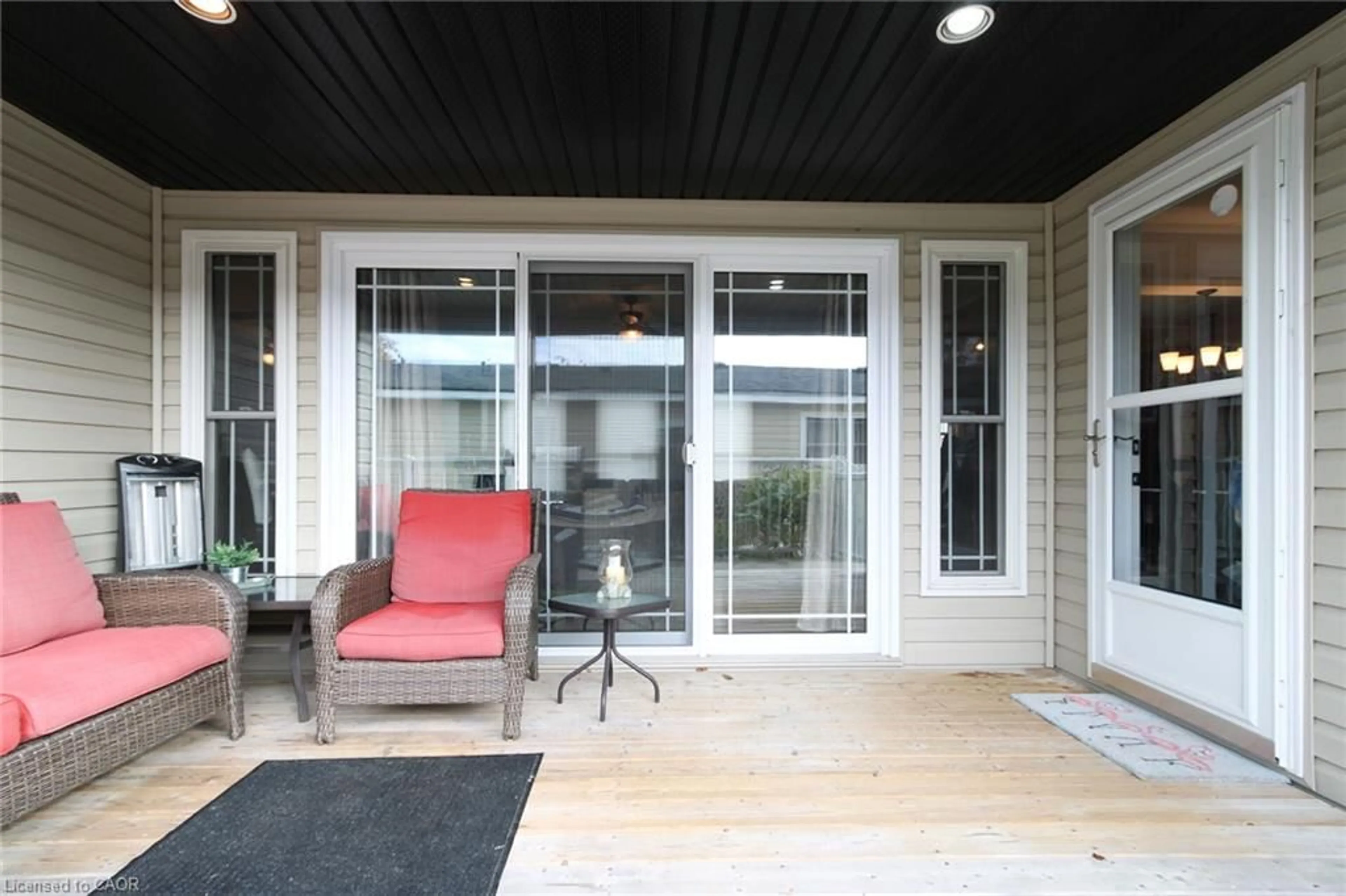 Patio, street for 4449 Milburough Line, Burlington Ontario L7P 0C5