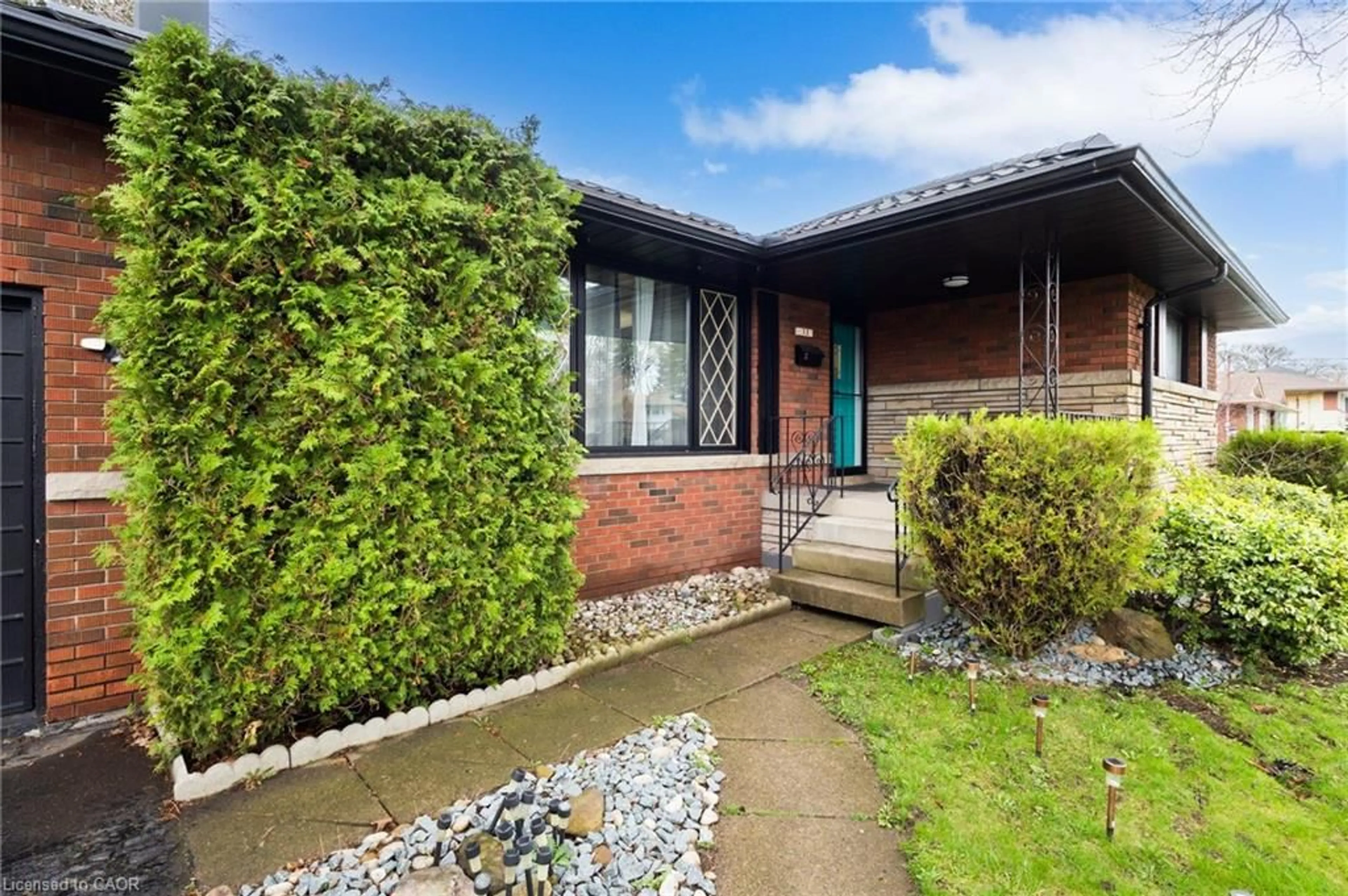 Home with brick exterior material, street for 32 Belair Dr, Hamilton Ontario L9A 2Z4