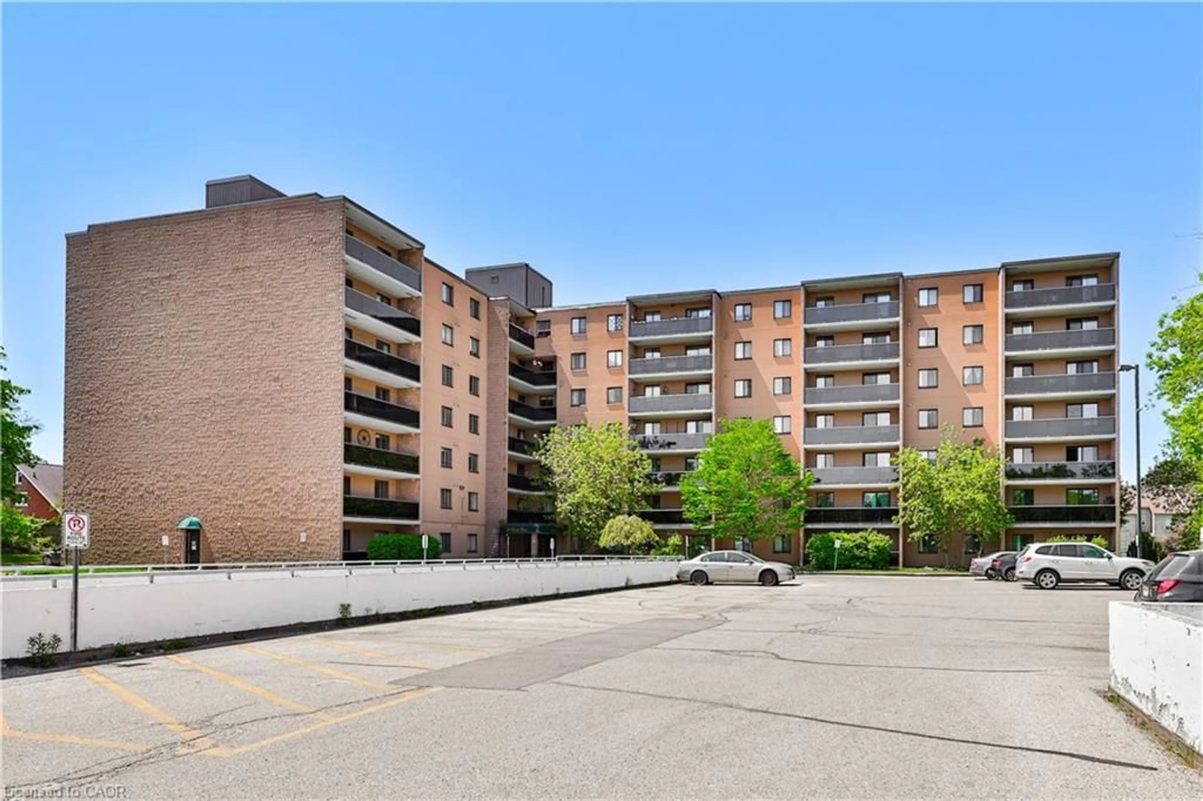 Patio, unknown for 29 West Ave #411, Kitchener Ontario N2M 5E4