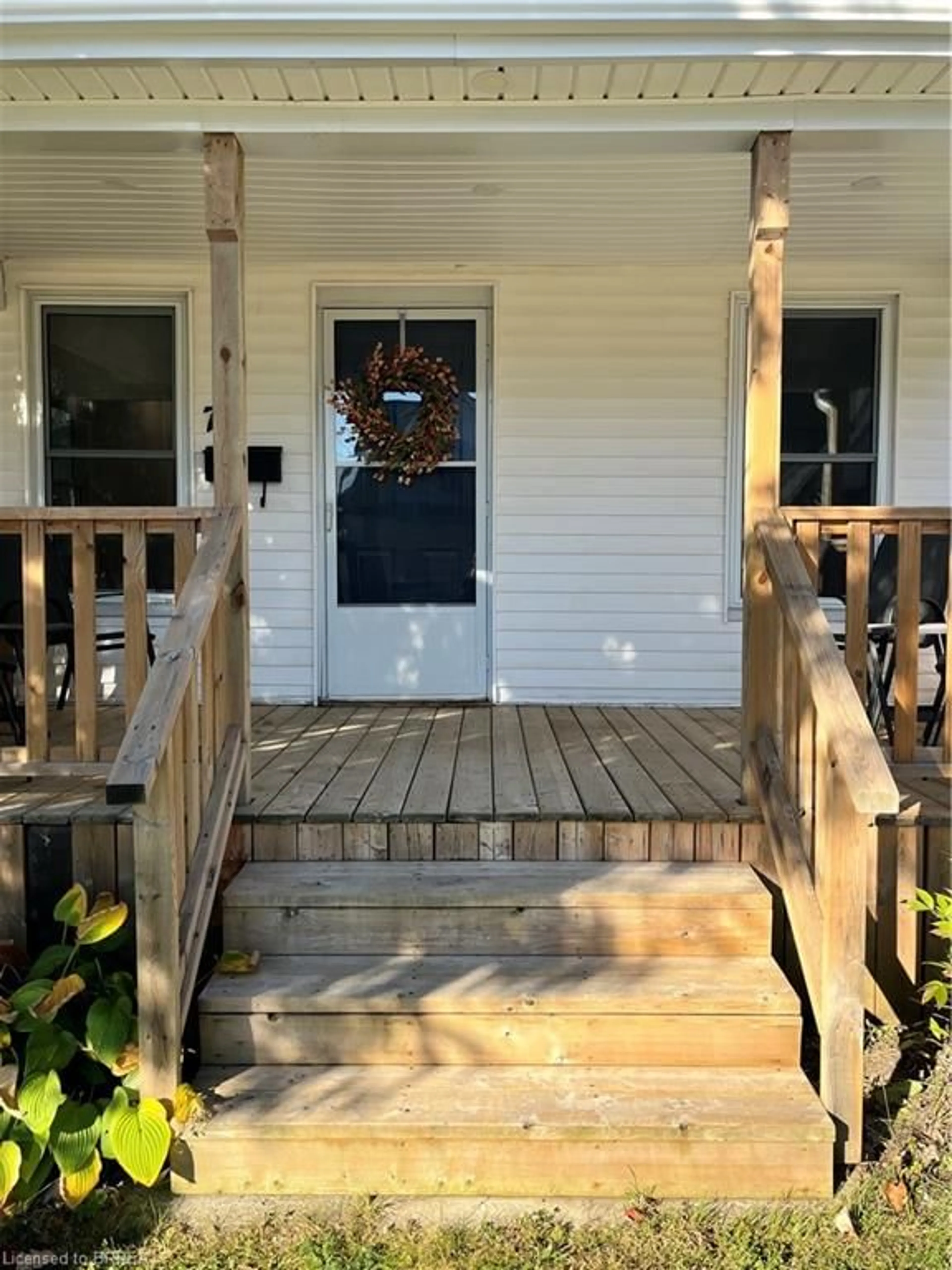 Unknown for 72 King Lane, Simcoe Ontario N3Y 3Z7