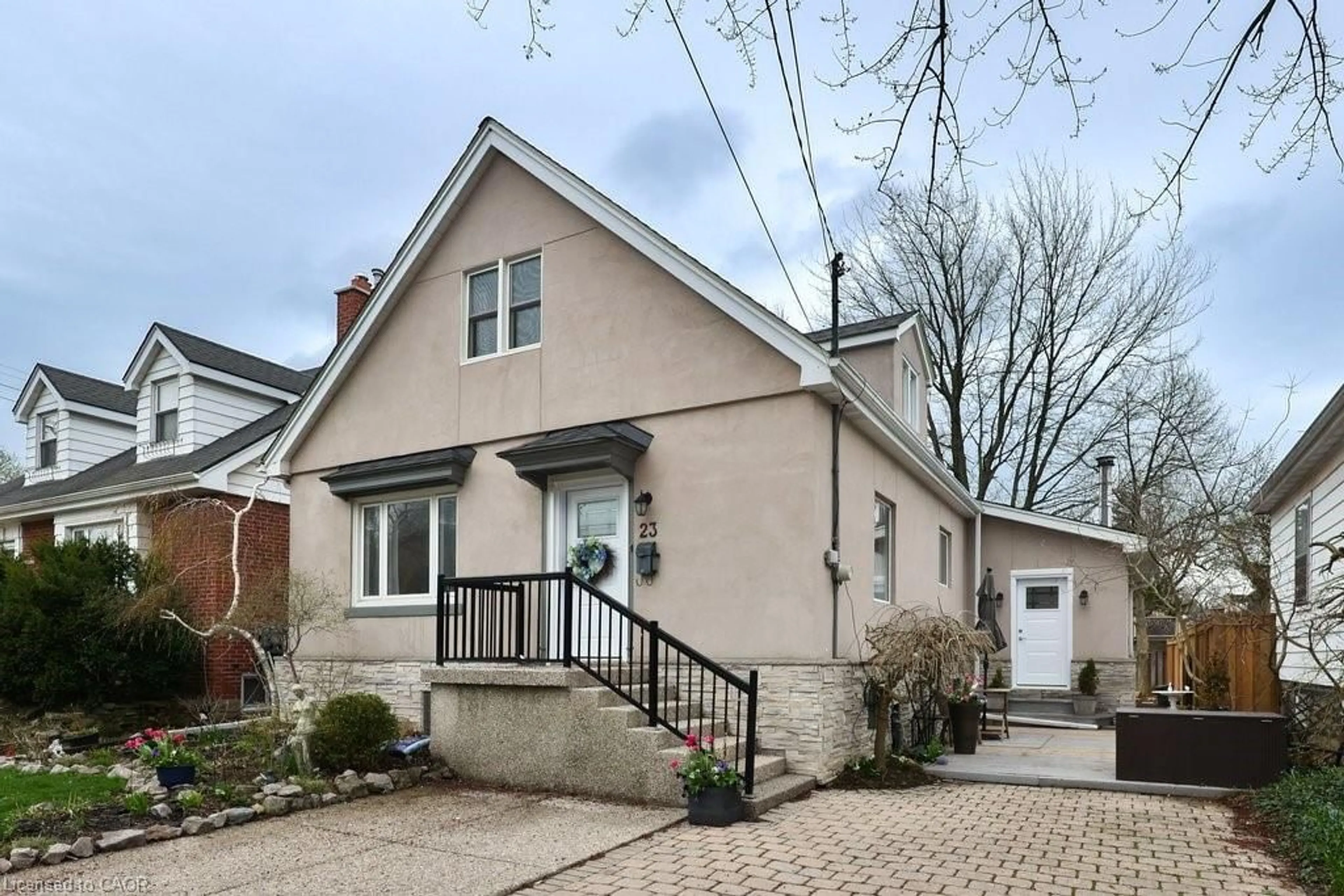 Home with brick exterior material, street for 23 Searle St, Hamilton Ontario L9A 2V6
