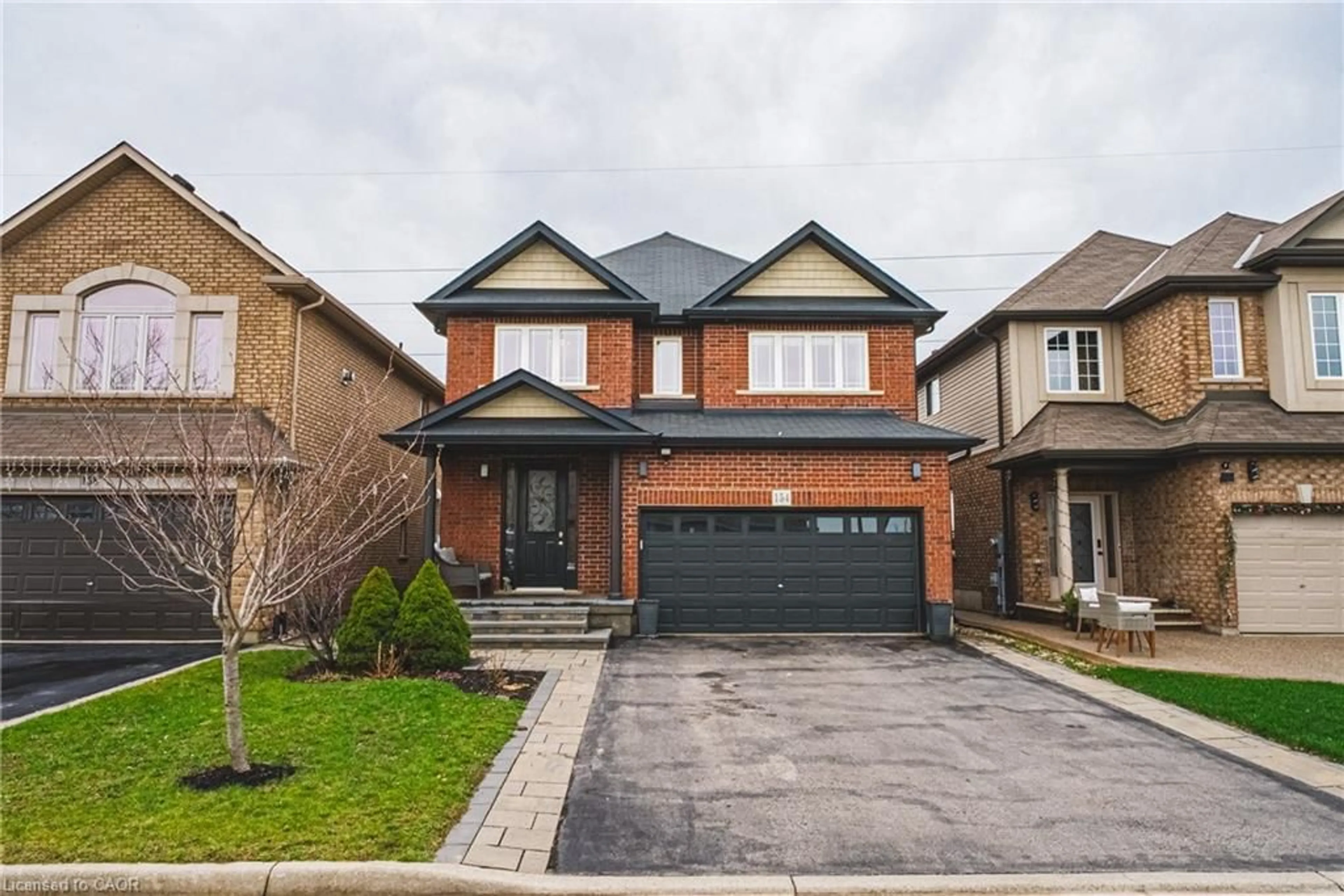 Home with brick exterior material, street for 154 Keystone Cres, Stoney Creek Ontario L0R 1P0