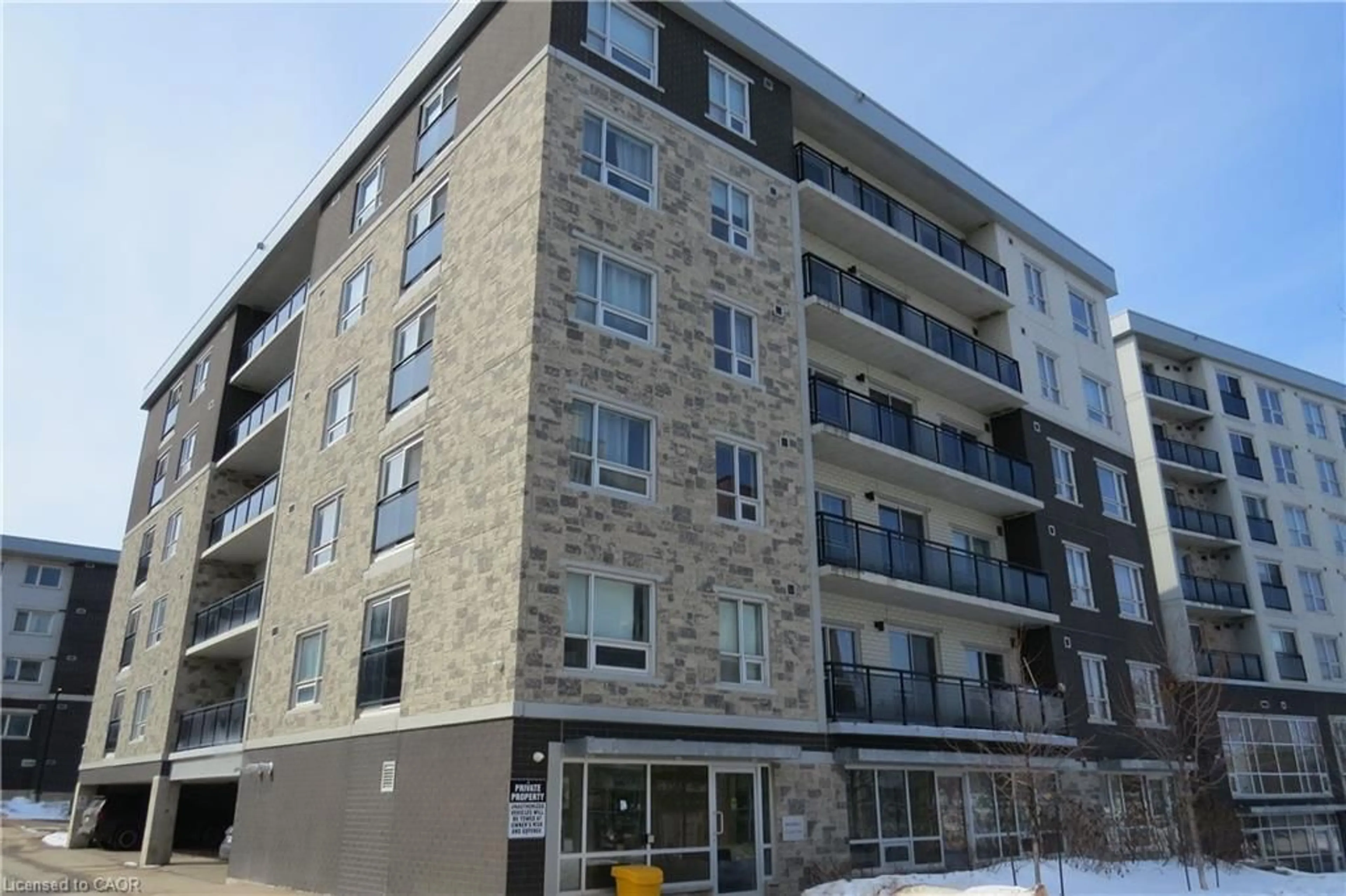 Patio, building for 275 Larch St #108, Waterloo Ontario N2L 3R2