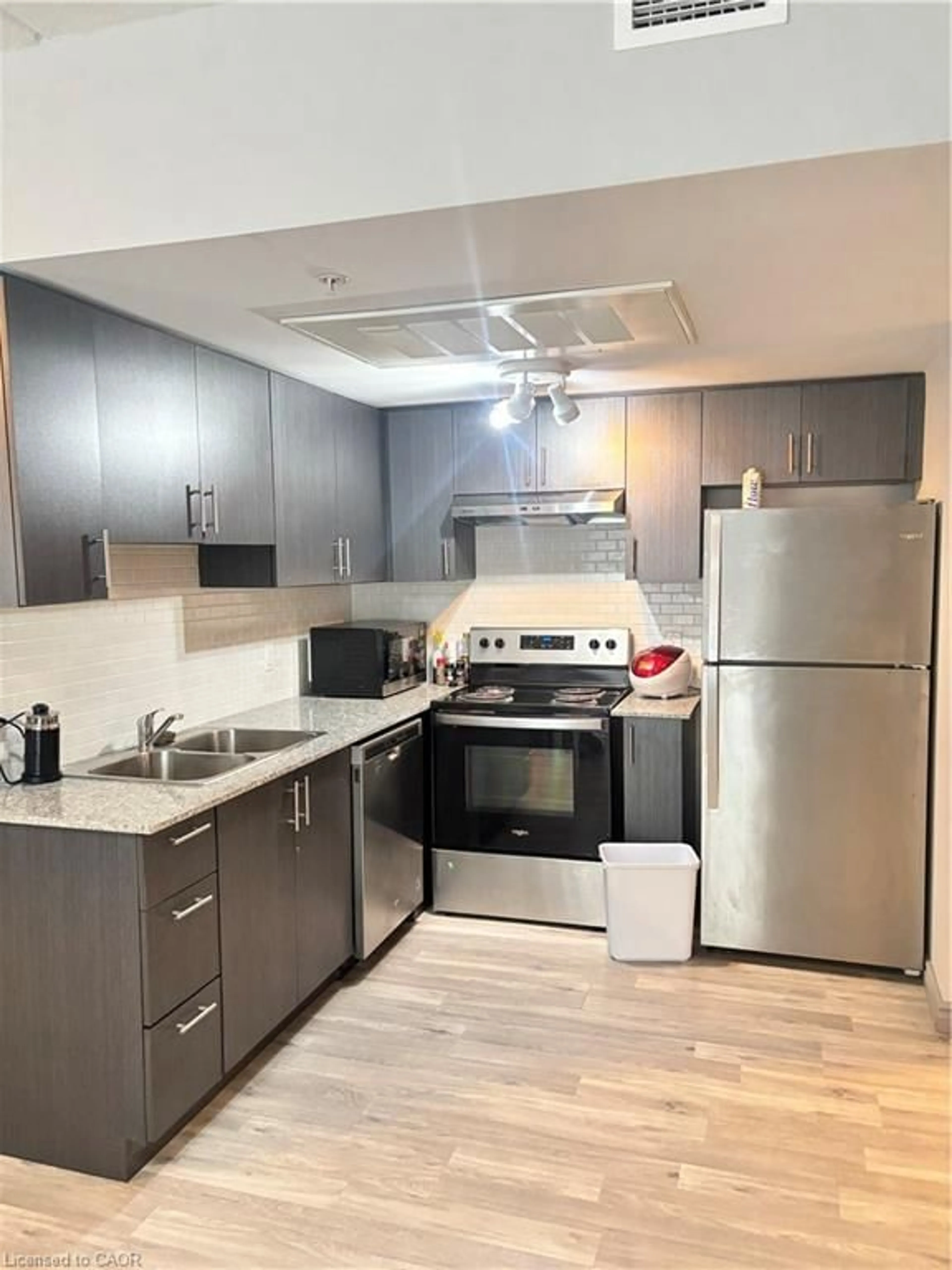 Standard kitchen, unknown for 275 Larch St #108, Waterloo Ontario N2L 3R2