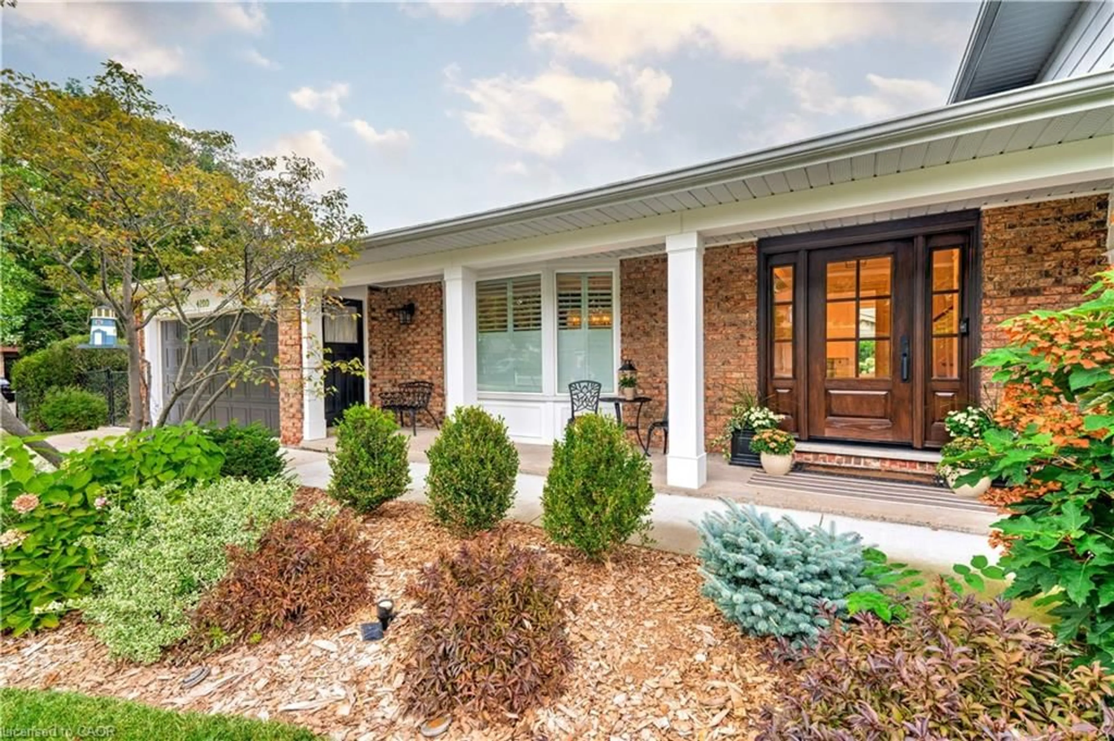 Home with brick exterior material, street for 4190 Spruce Ave, Burlington Ontario L7L 1K9