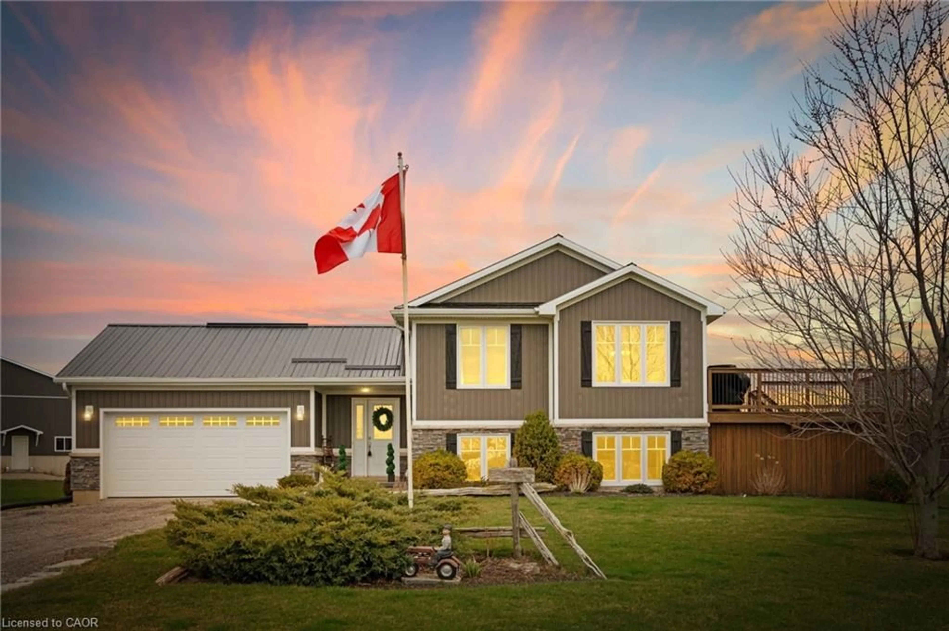 Home with vinyl exterior material, street for 2461 Highway 6, Jarvis Ontario N0A 1J0