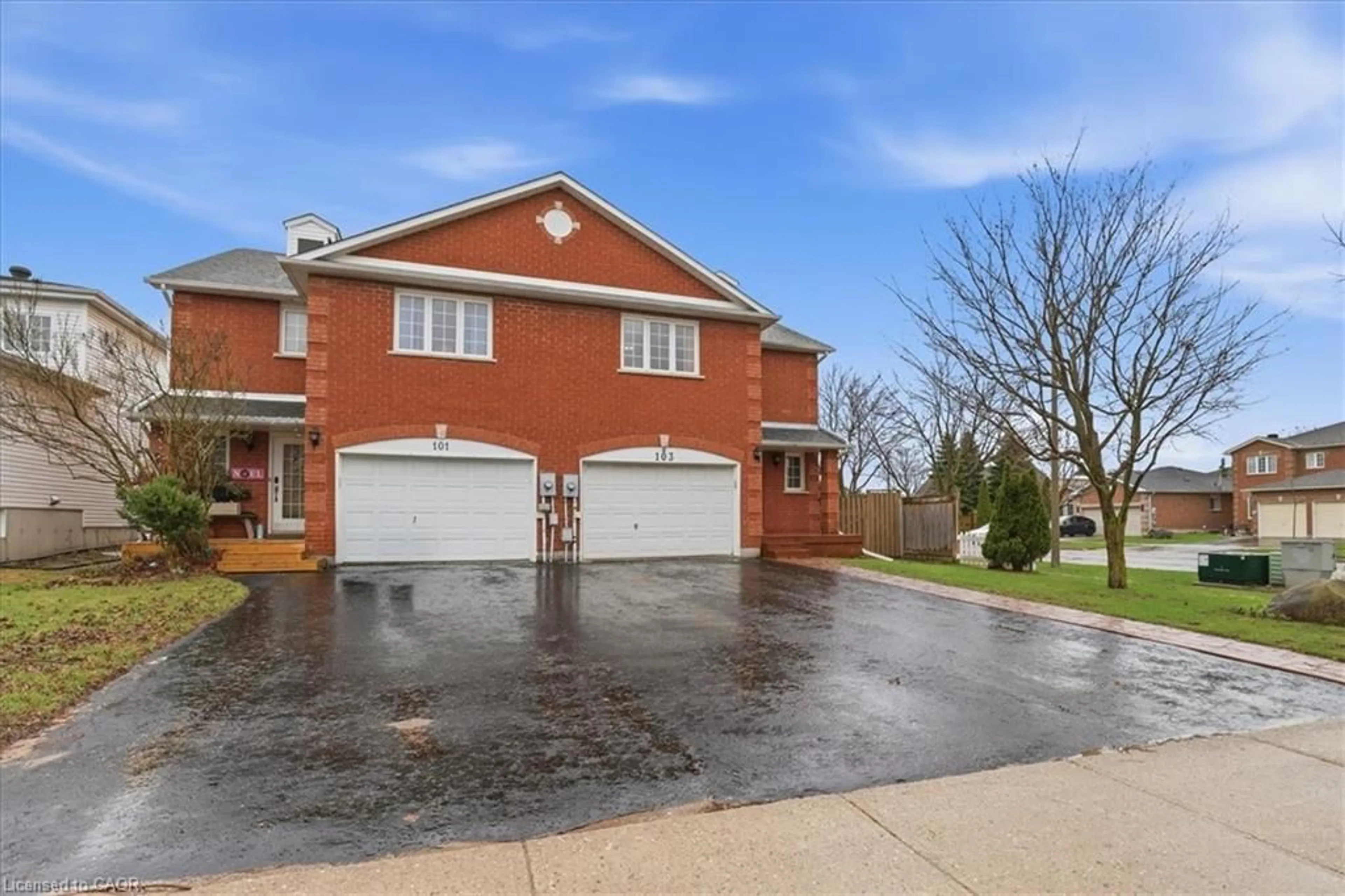 Unknown for 103 Downing Cres, Barrie Ontario L4N 8V5