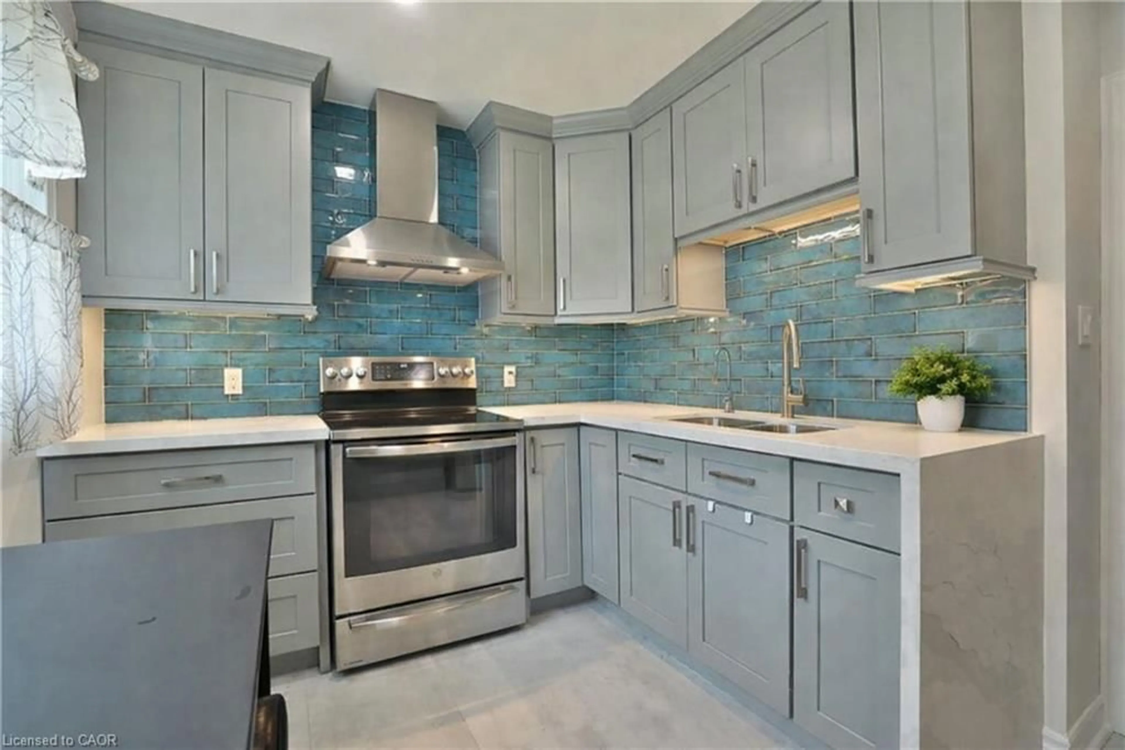 Contemporary kitchen, ceramic/tile floor for 15 Gailmont Dr, Hamilton Ontario L8K 4B2