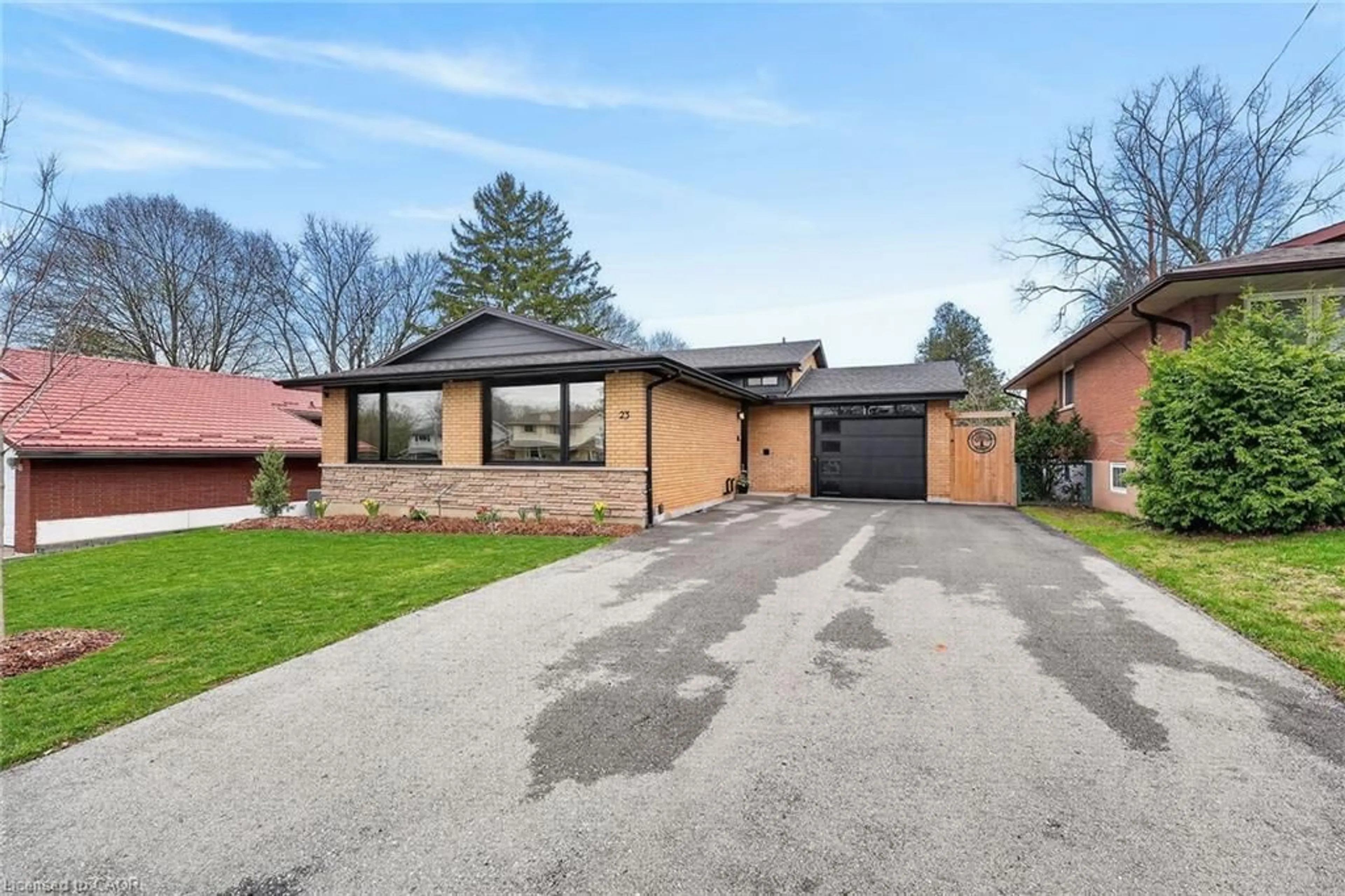 Home with brick exterior material, street for 23 Brenlyn Crt, Hamilton Ontario L9C 4N8