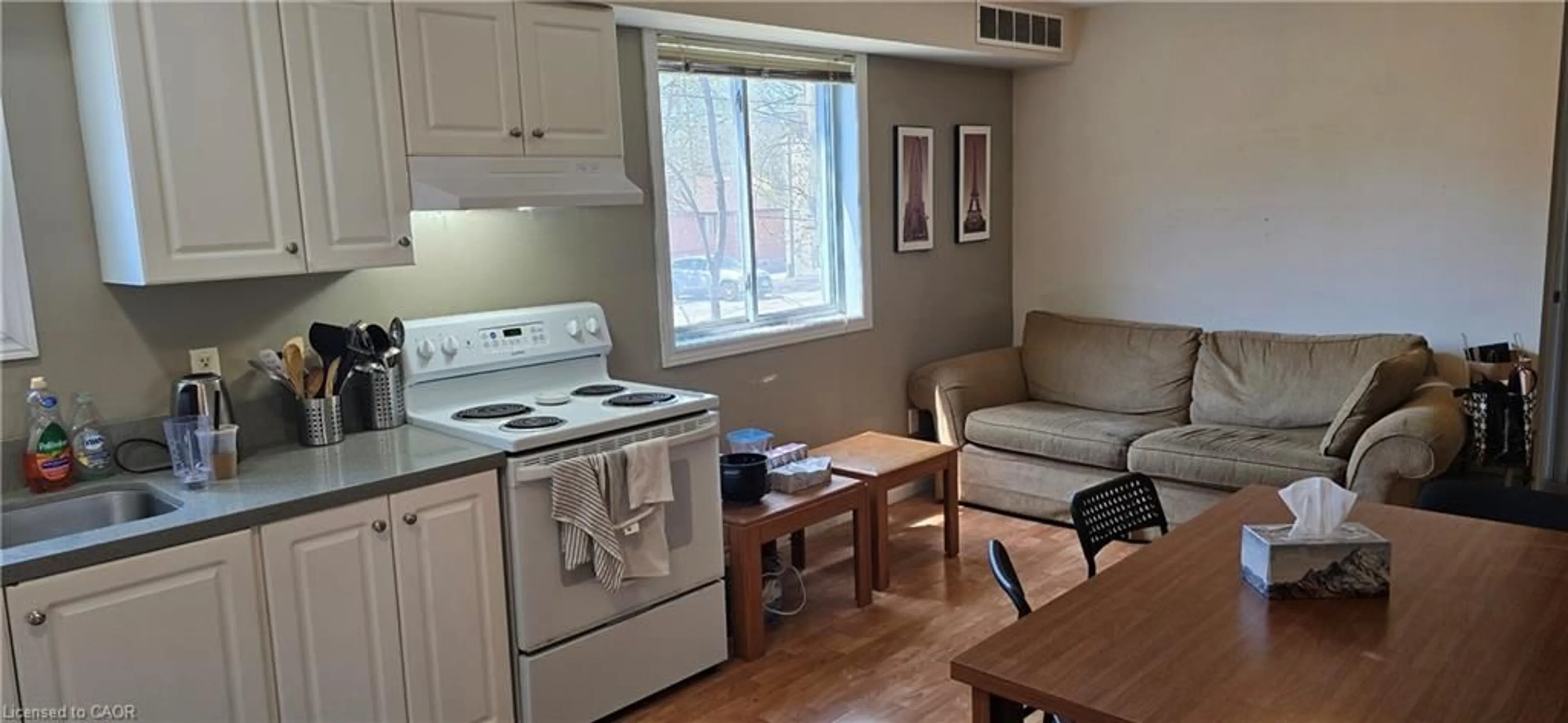 Standard kitchen, wood/laminate floor for 16 Columbia St, Waterloo Ontario N2L 3K3