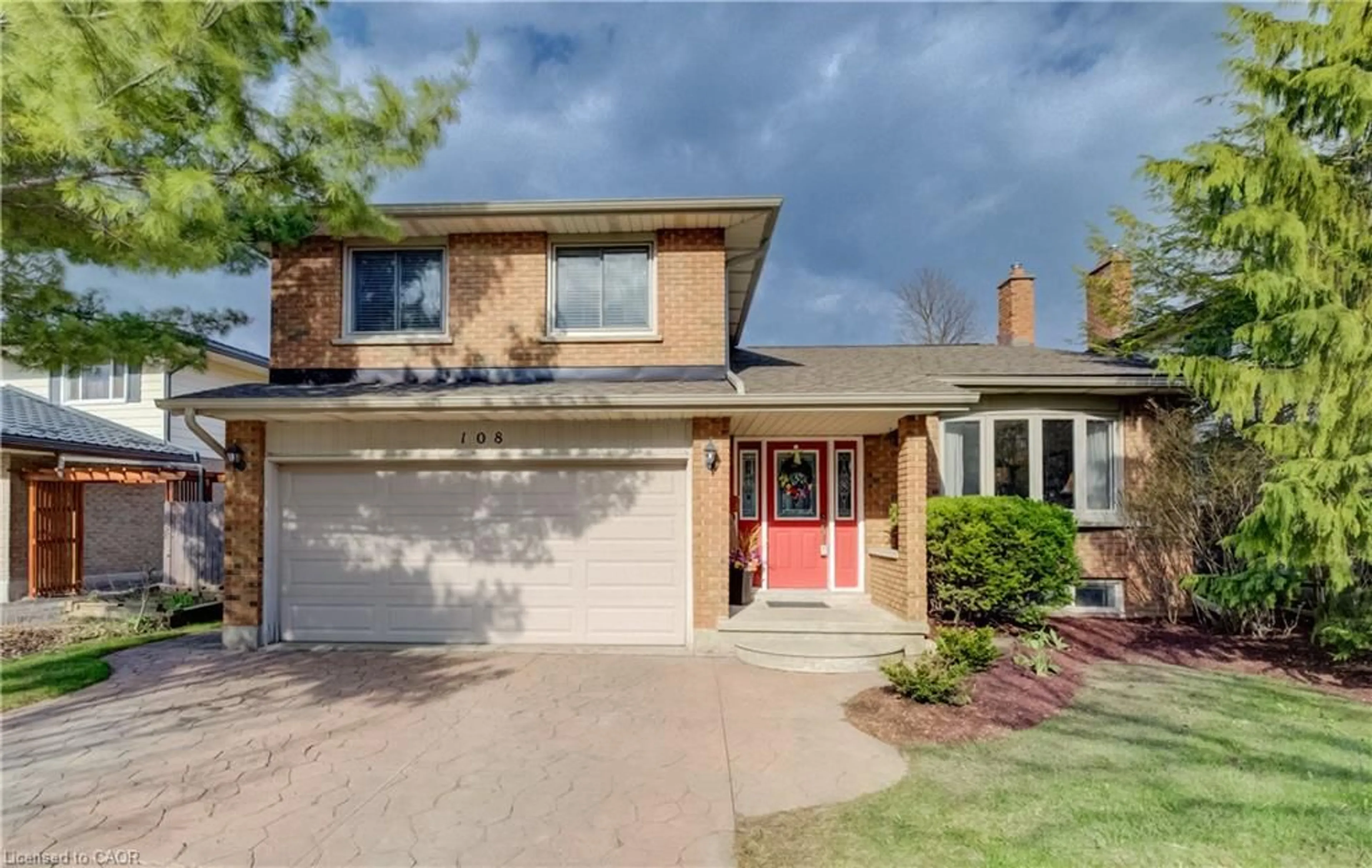Home with brick exterior material, street for 108 Trailview Dr, Kitchener Ontario N2N 1V2