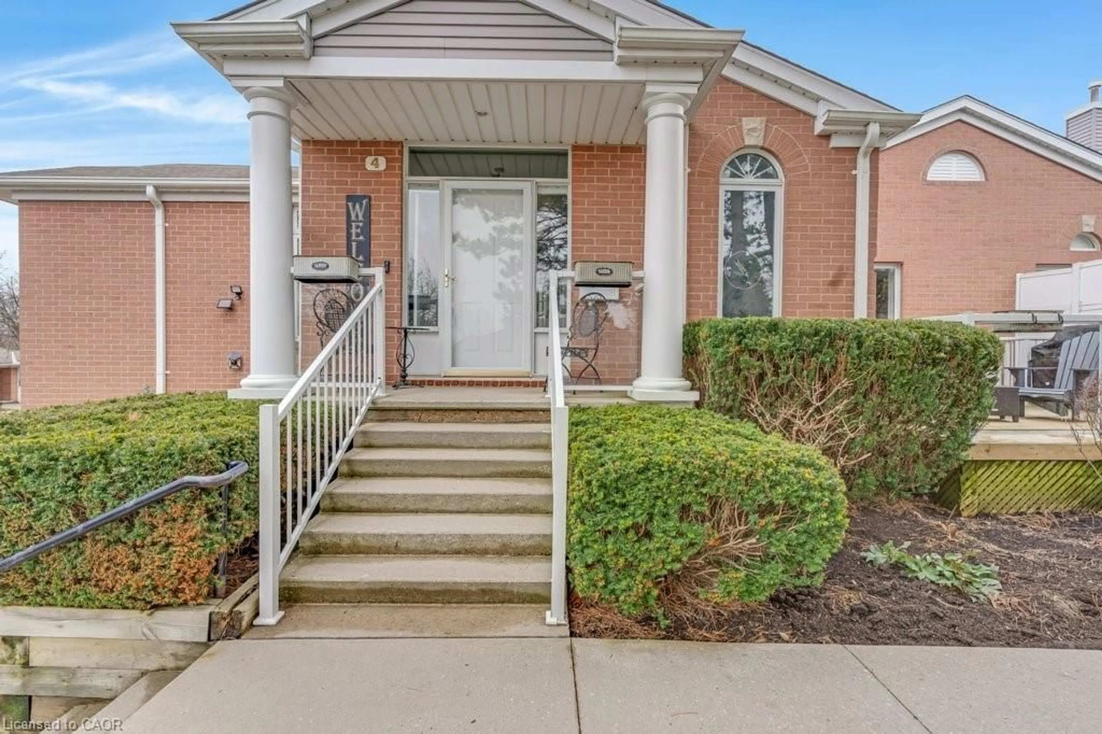 Unknown for 341 George St #4, Cambridge Ontario N1S 4X7