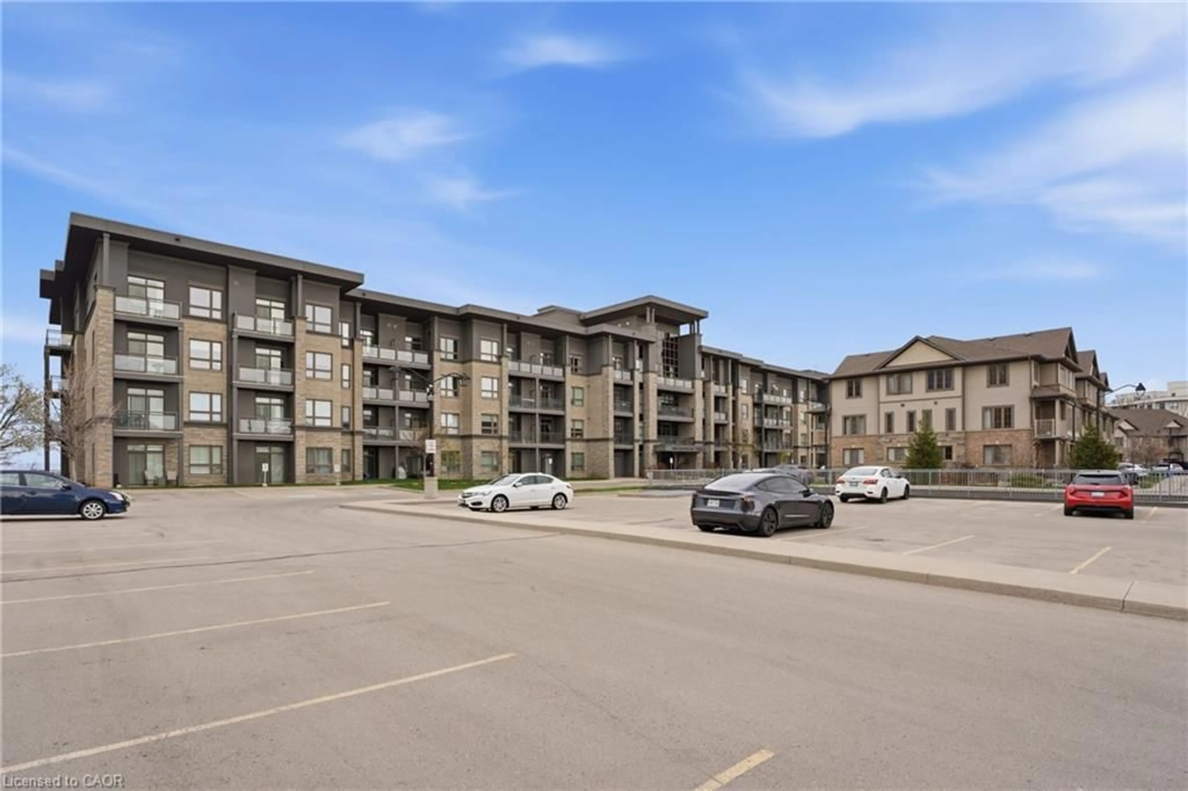 Unknown for 35 Southshore Cres #330, Hamilton Ontario L8E 0J2