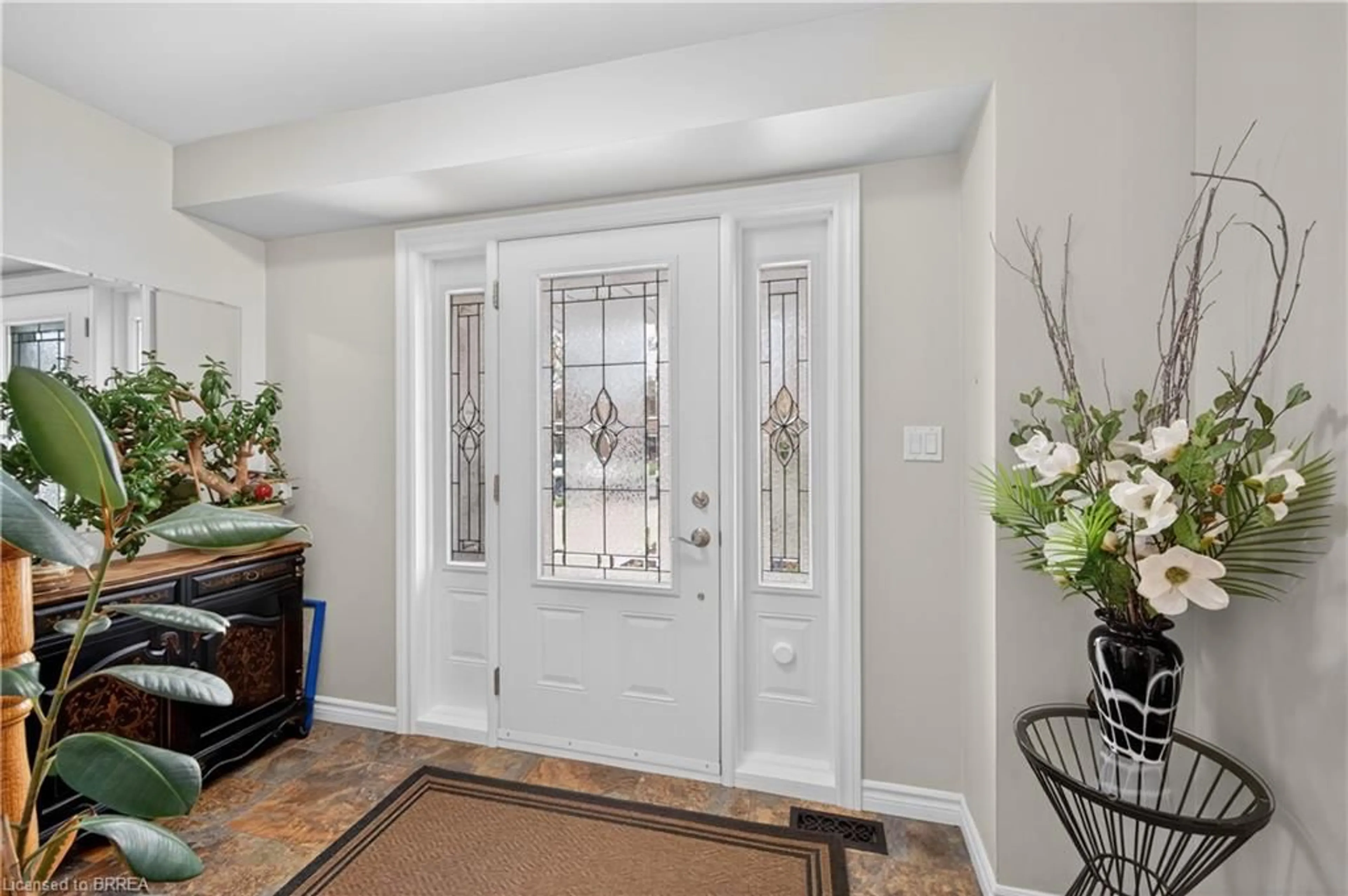 Indoor entryway for 6 Winter Way, Brantford Ontario N3T 6E6