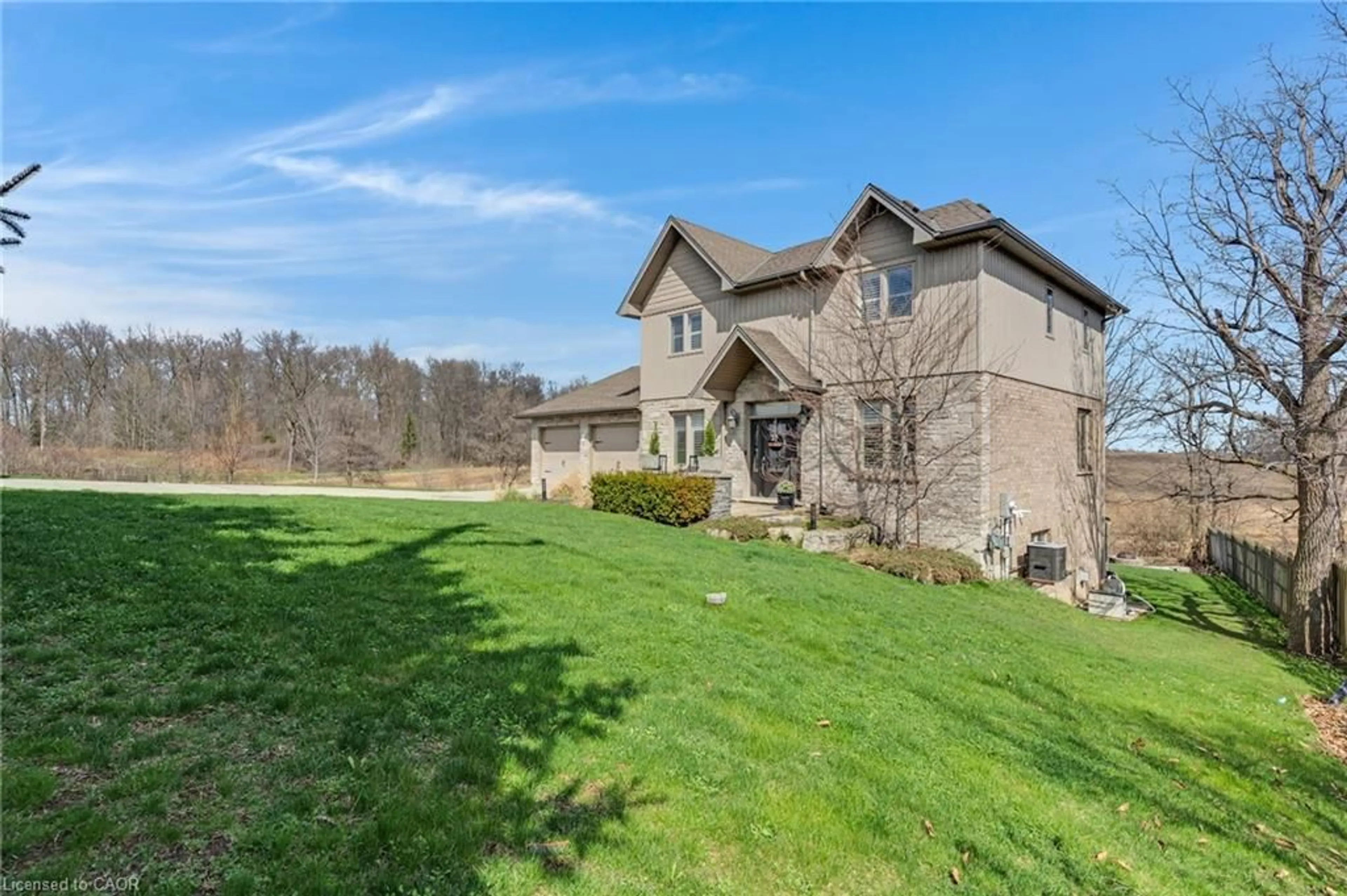 A pic from outside/outdoor area/front of a property/back of a property/a pic from drone, water/lake/river/ocean view for 24 Brant Rd, Paris Ontario N3L 3E1