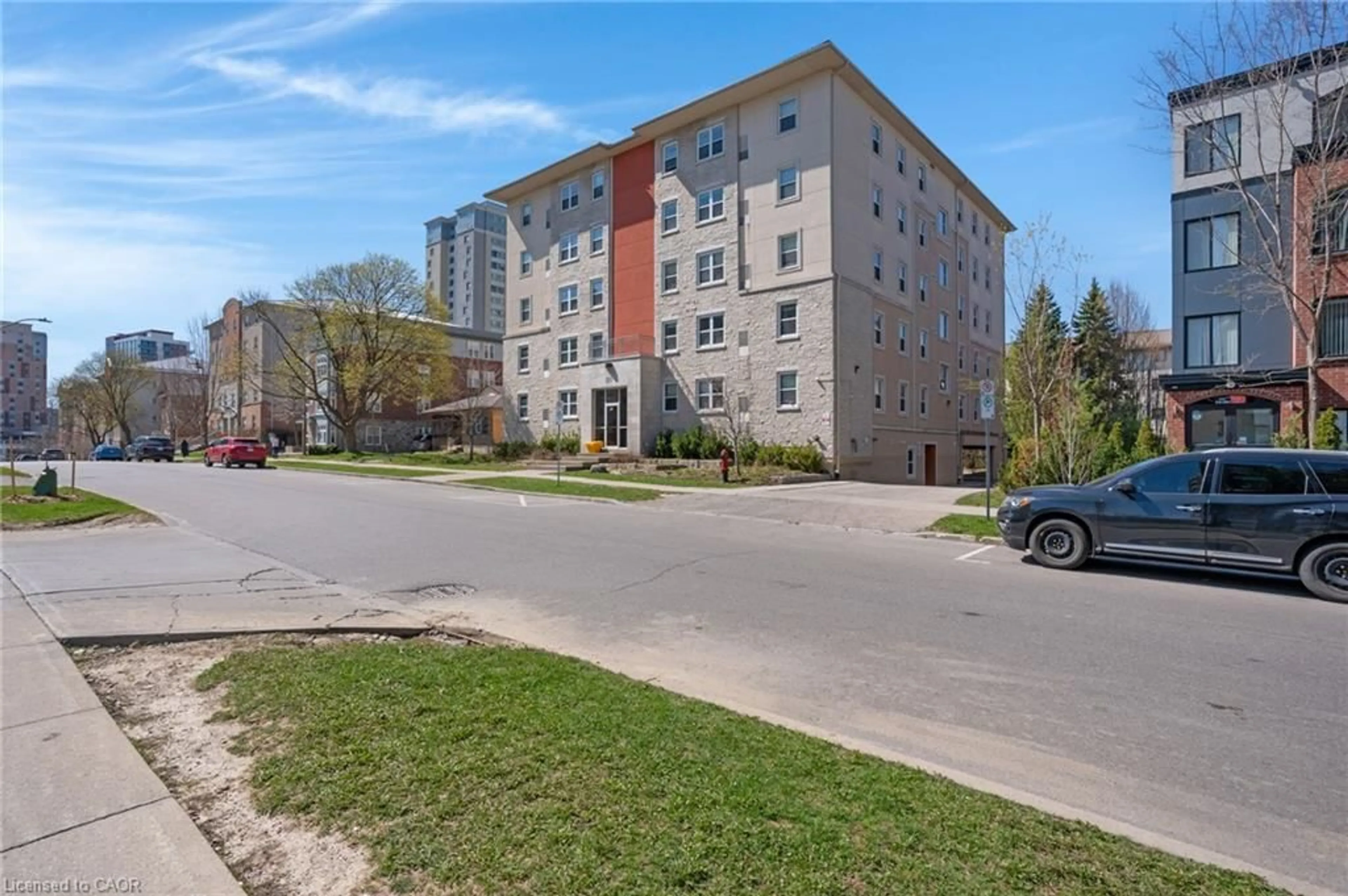 Unknown for 271 Lester St #303, Waterloo Ontario N2L 3W6