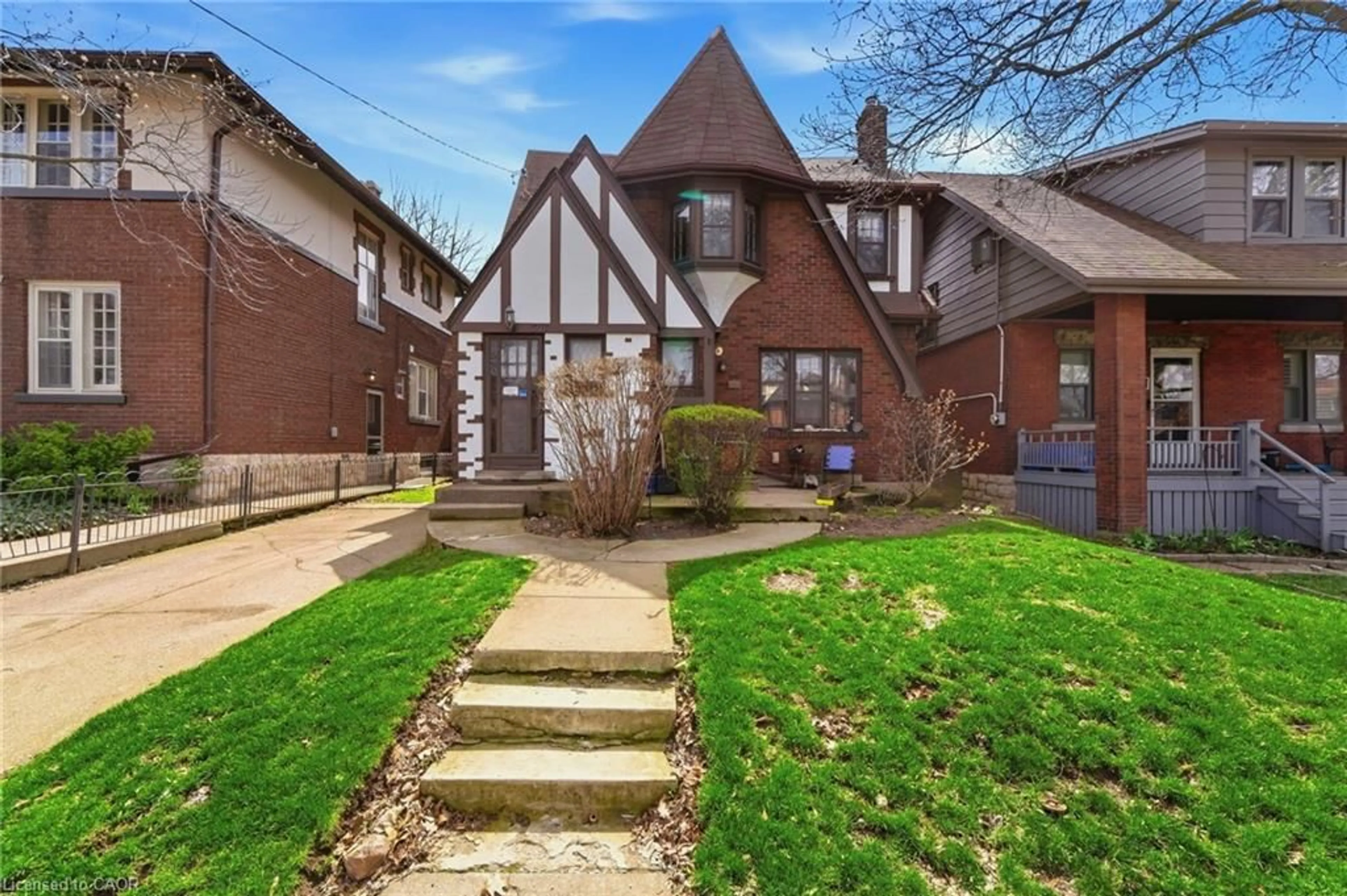 Home with brick exterior material, street for 509 Aberdeen Ave, Hamilton Ontario L8P 2S6