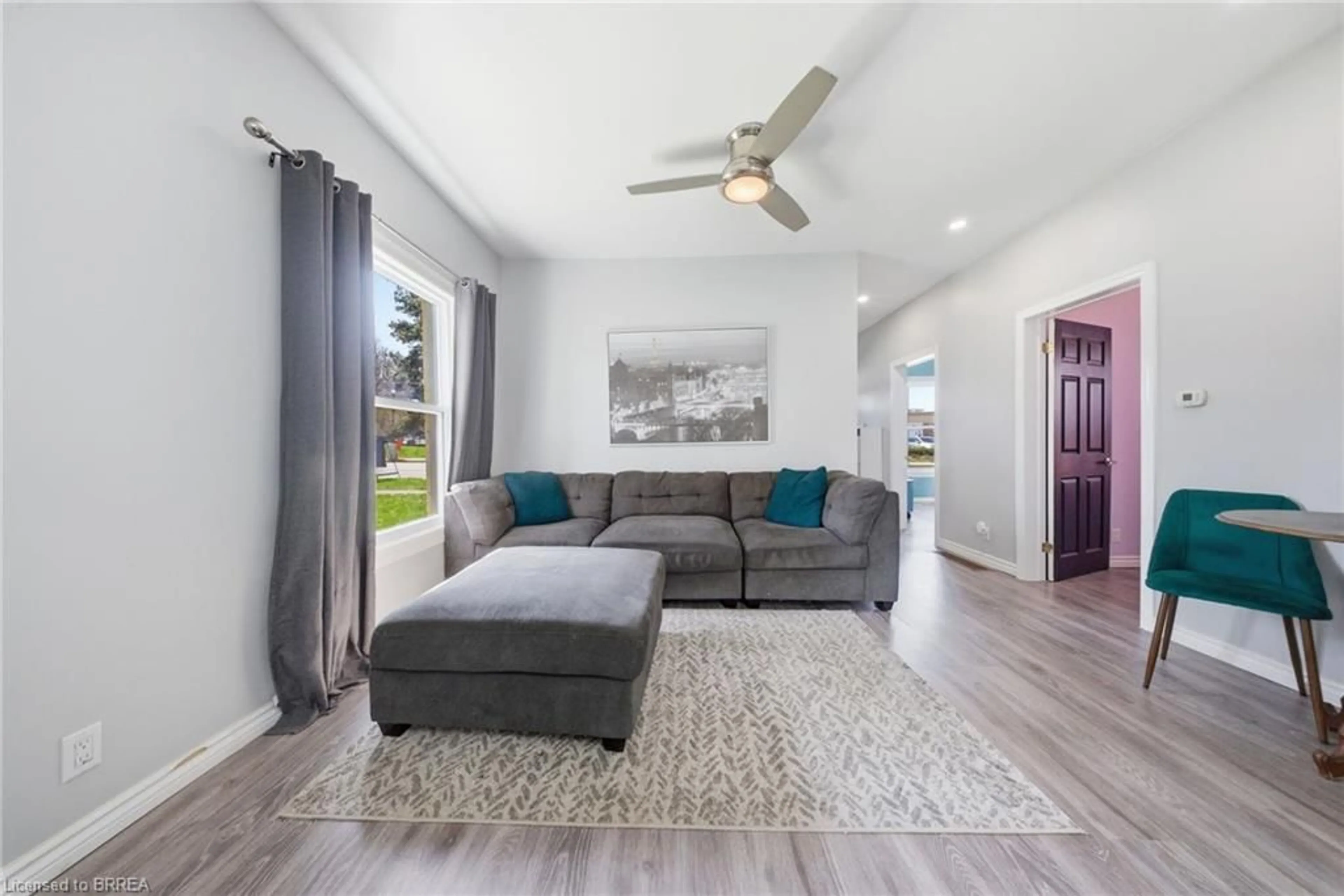 Living room with furniture, unknown for 38 Mount Pleasant St, Brantford Ontario N3T 1S6