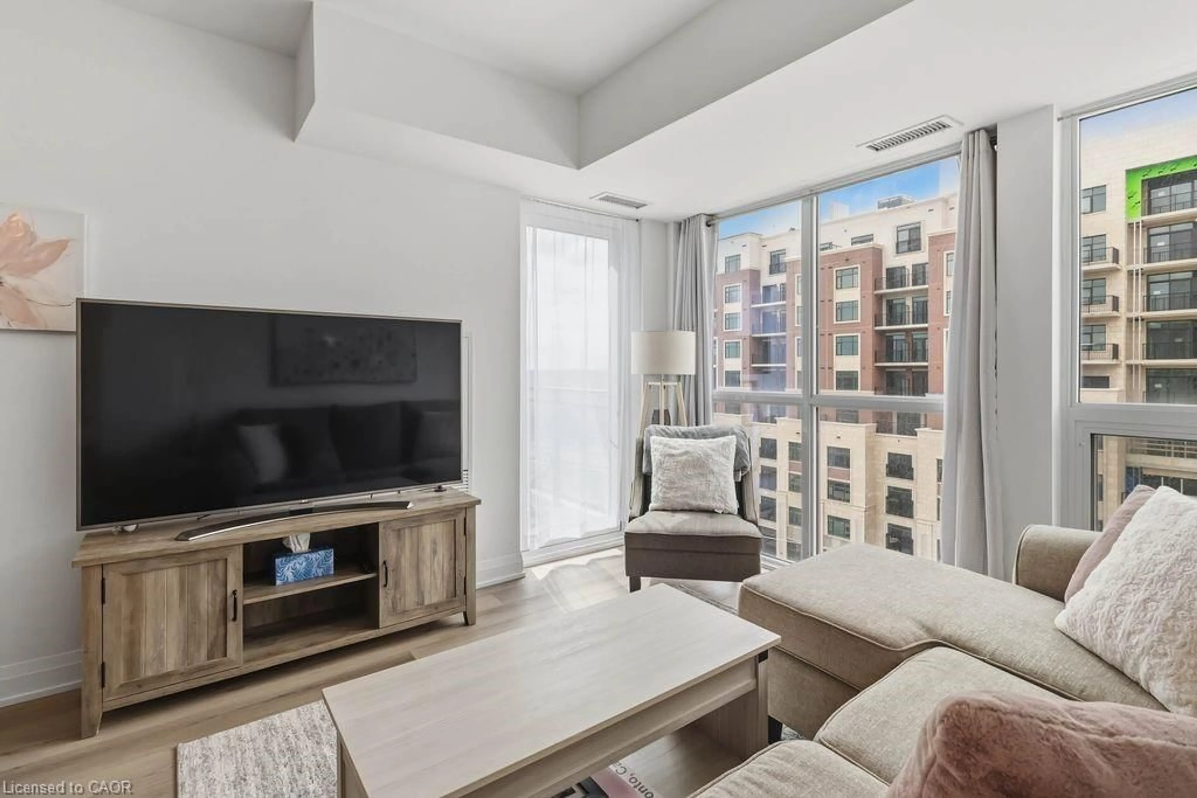 Living room with furniture, unknown for 2333 Khalsa Gate #706, Oakville Ontario L6M 0X7