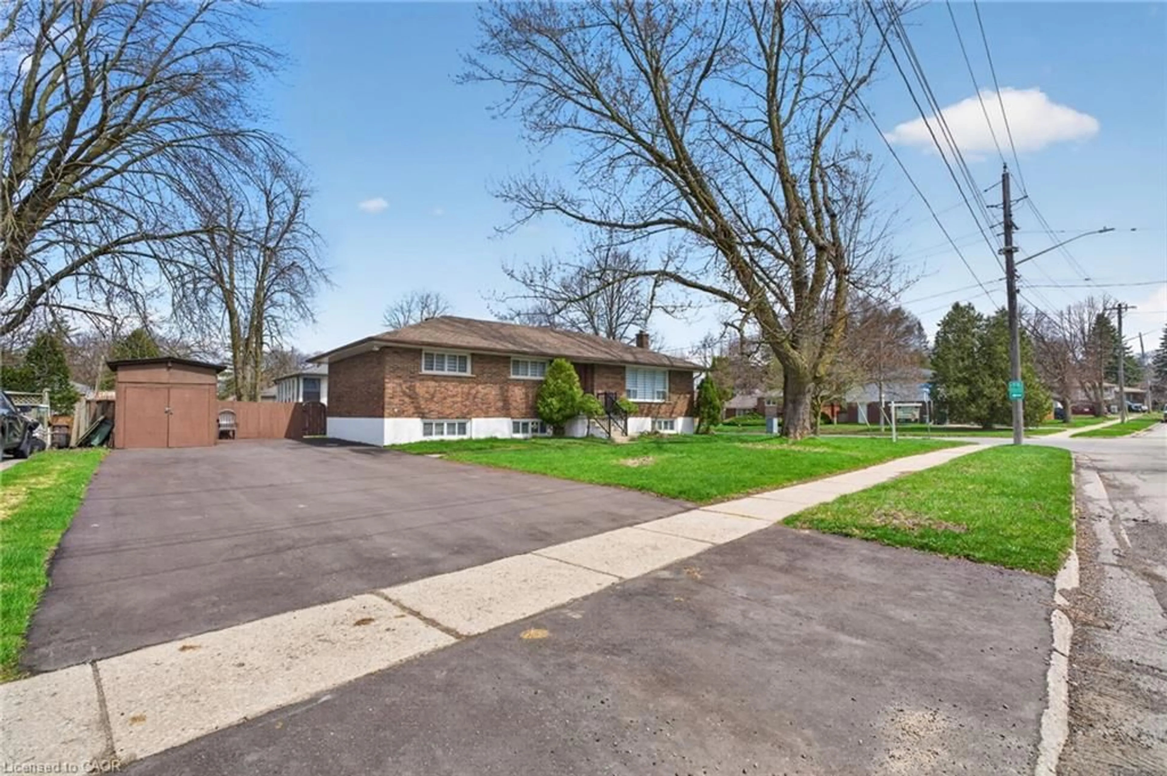 Unknown for 53 Nicklin Cres, Guelph Ontario N1H 5G1