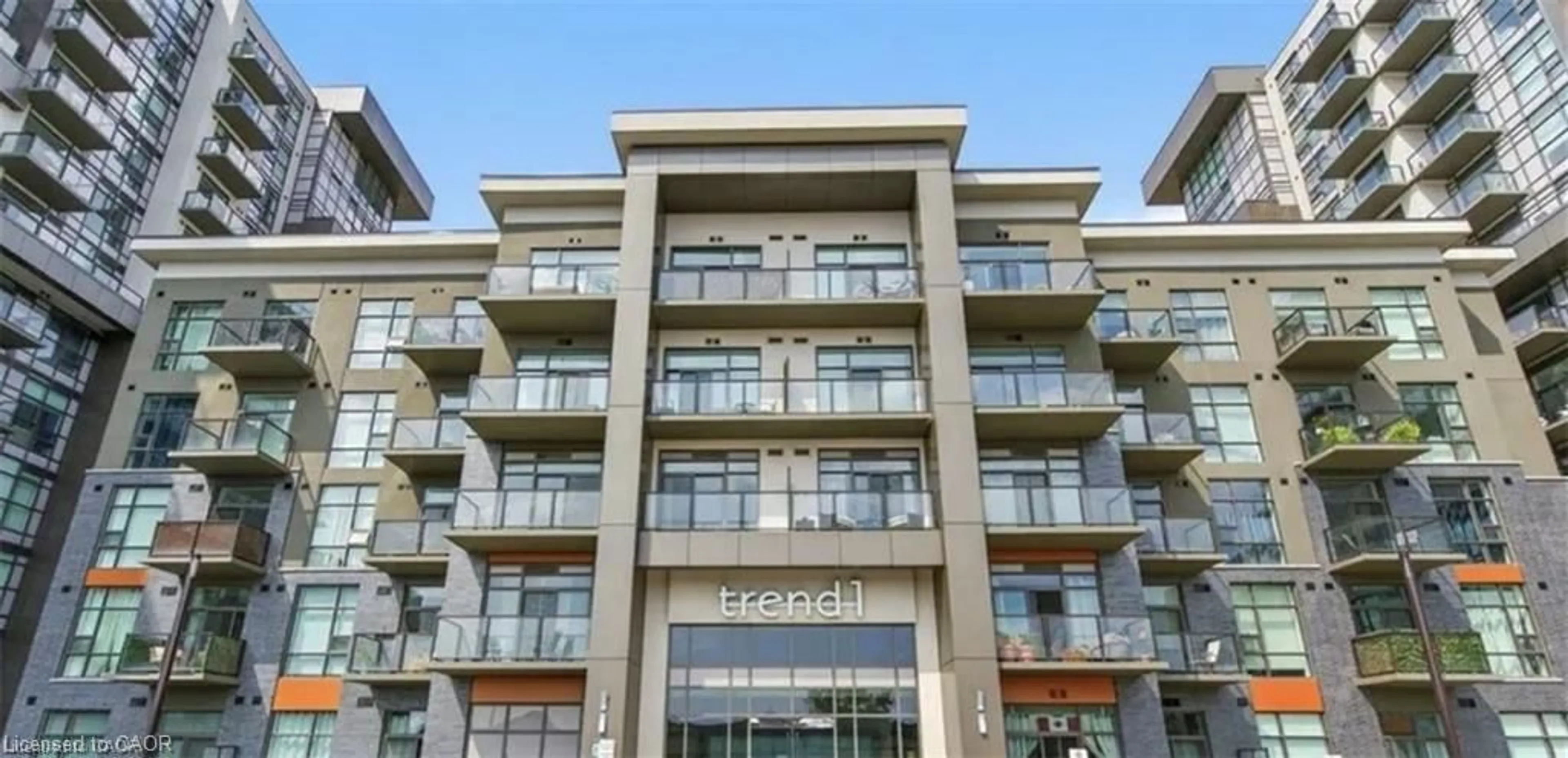 Indoor foyer for 450 Dundas St #433, Waterdown Ontario L0R 2H4