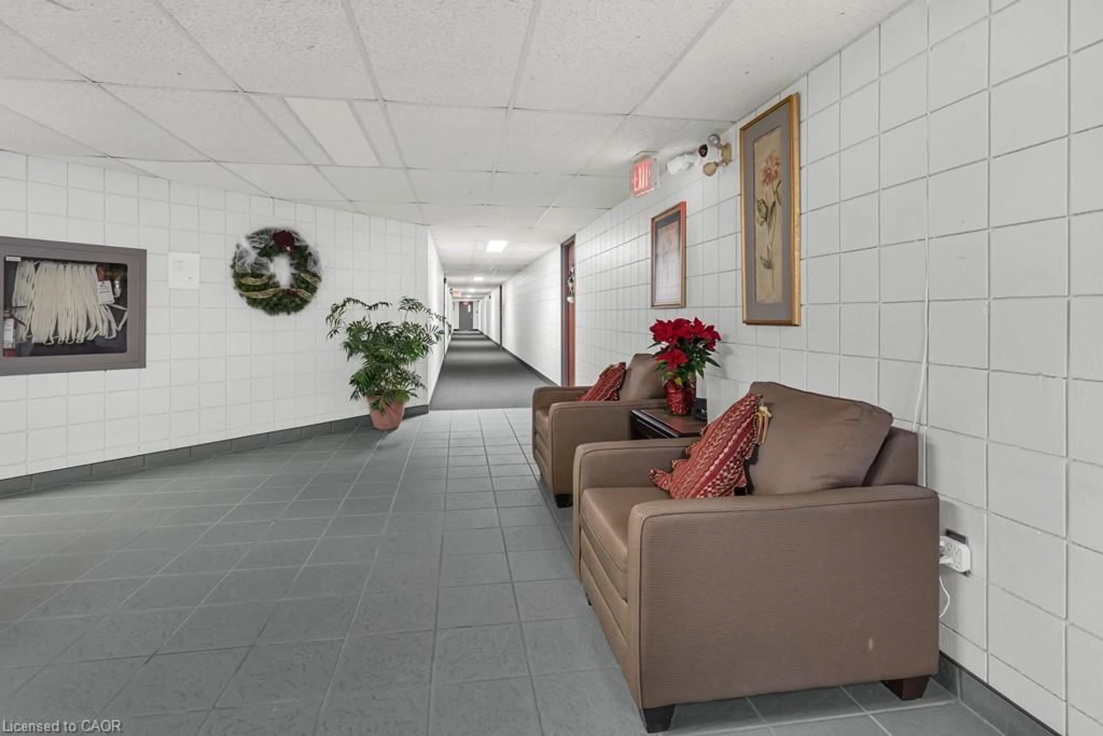 Lobby for 163 Ferguson Dr #302, Woodstock Ontario N4V 1B1