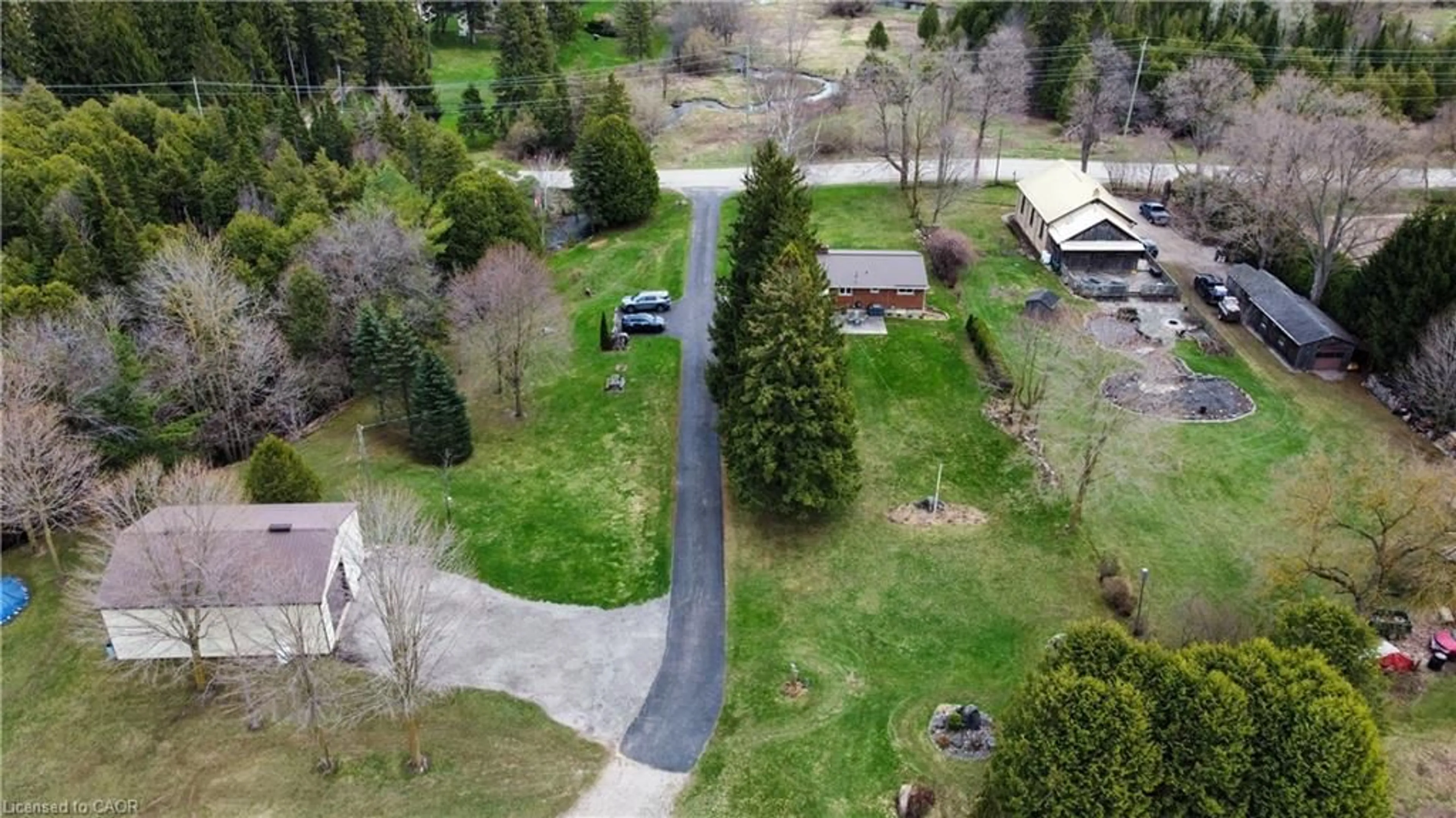 A pic from outside/outdoor area/front of a property/back of a property/a pic from drone, street for 7186 Middlebrook Rd, Elora Ontario N0B 1S0
