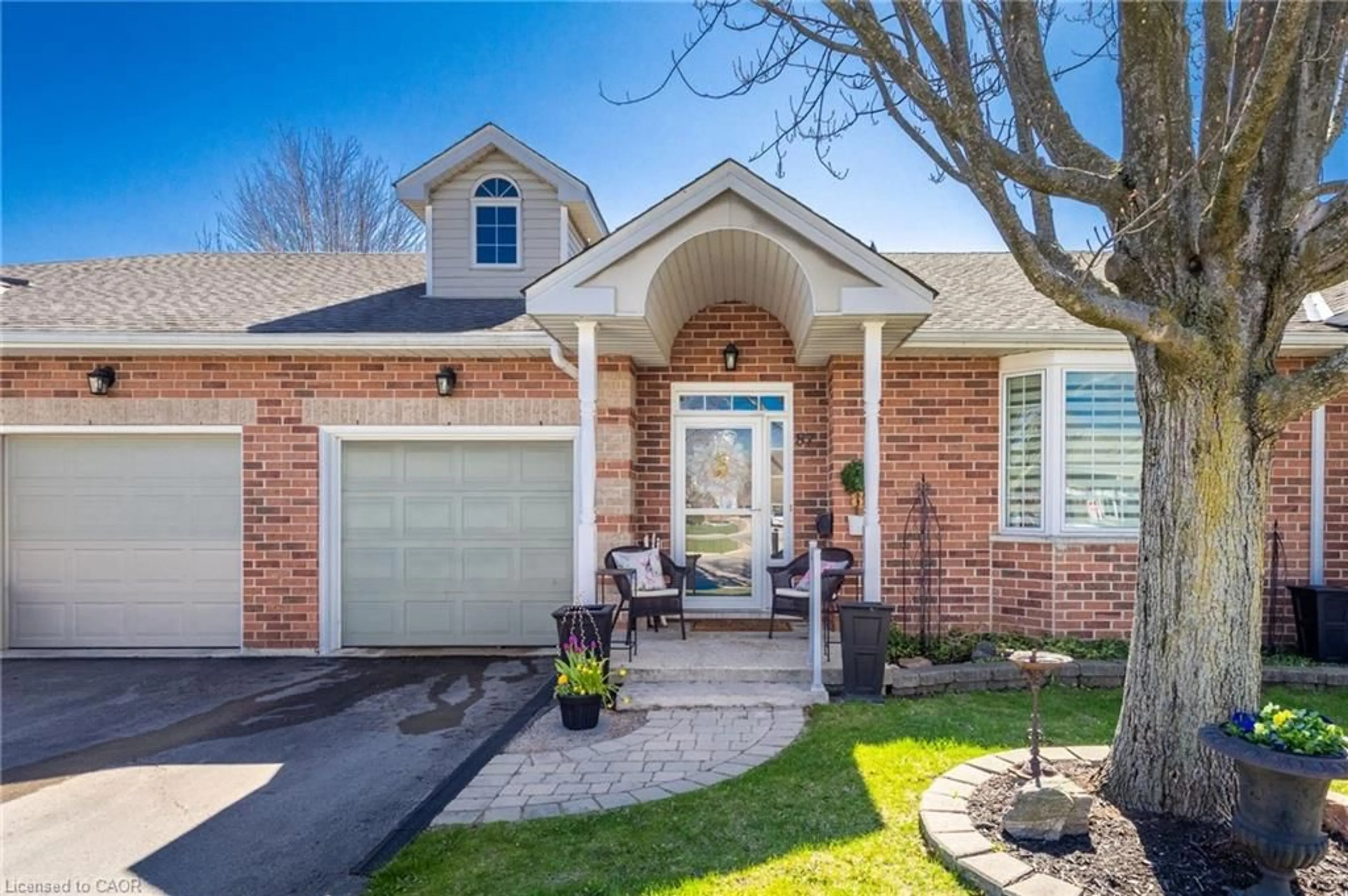 Home with brick exterior material, street for 87 Twentyplace Blvd, Hamilton Ontario L8G 3G8