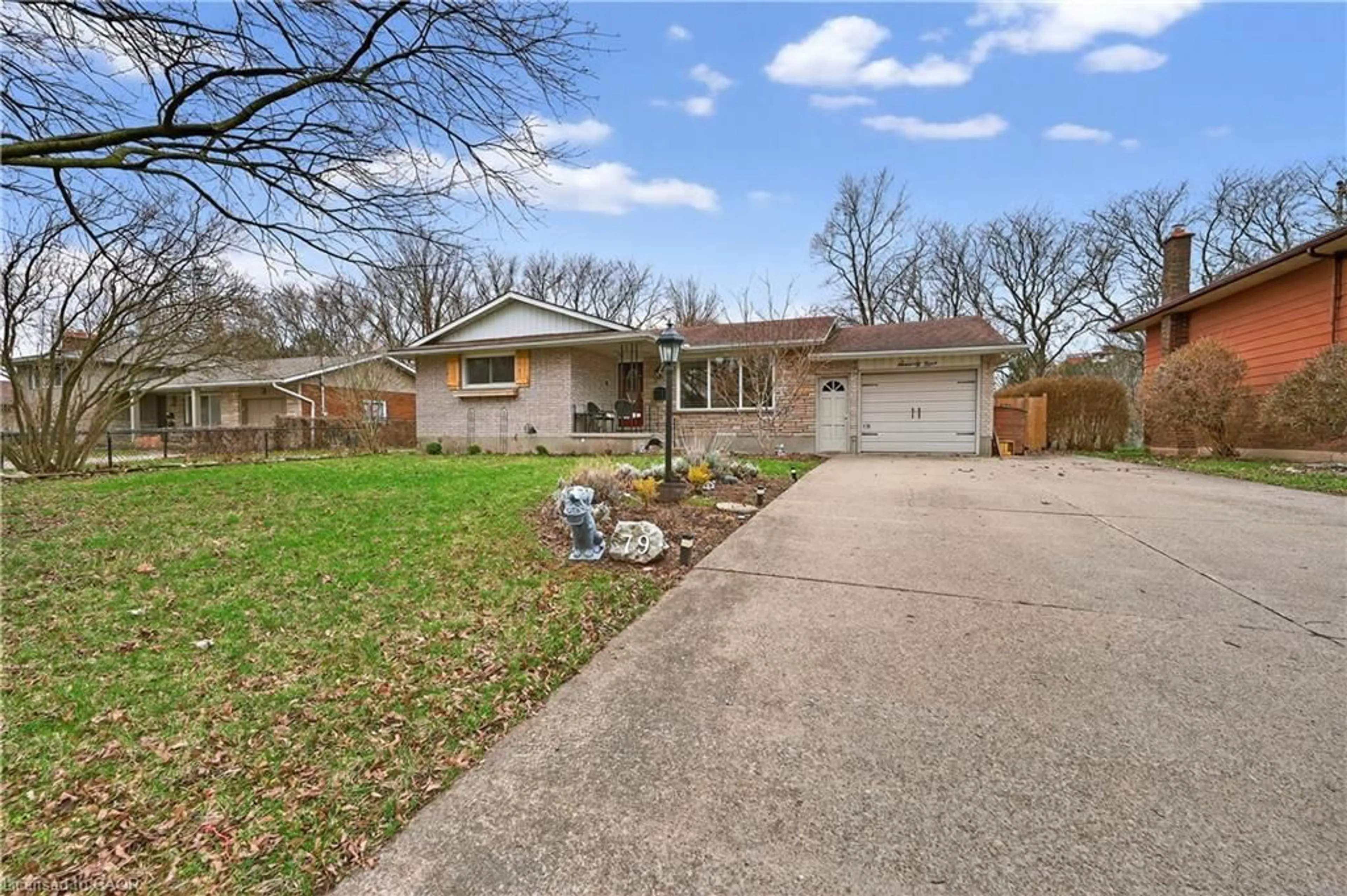 Unknown for 79 Prince Charles Dr, St. Catharines Ontario L2N 3Y8