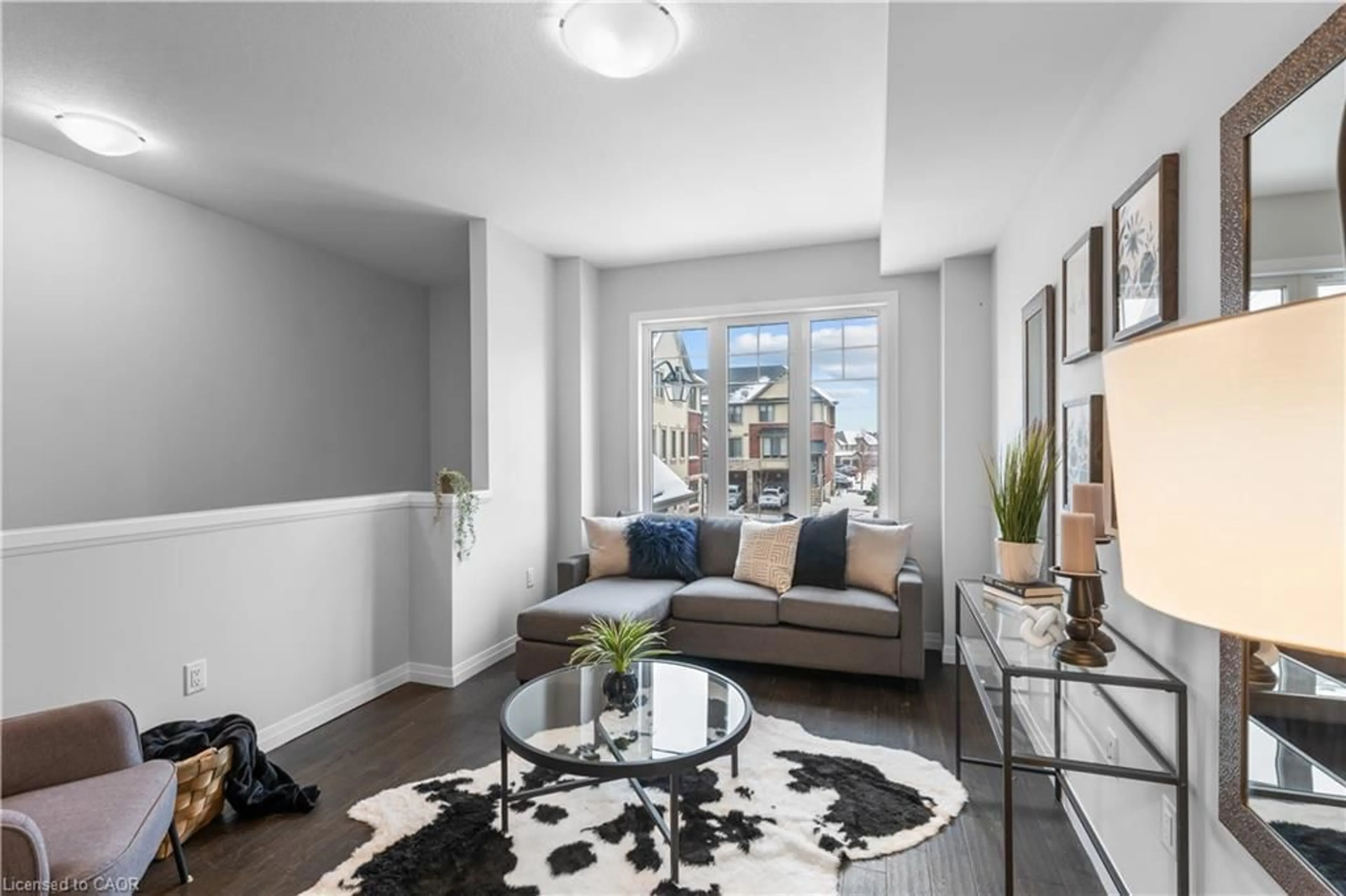 Living room with furniture, unknown for 55 Farley Lane, Ancaster Ontario L9G 0H2