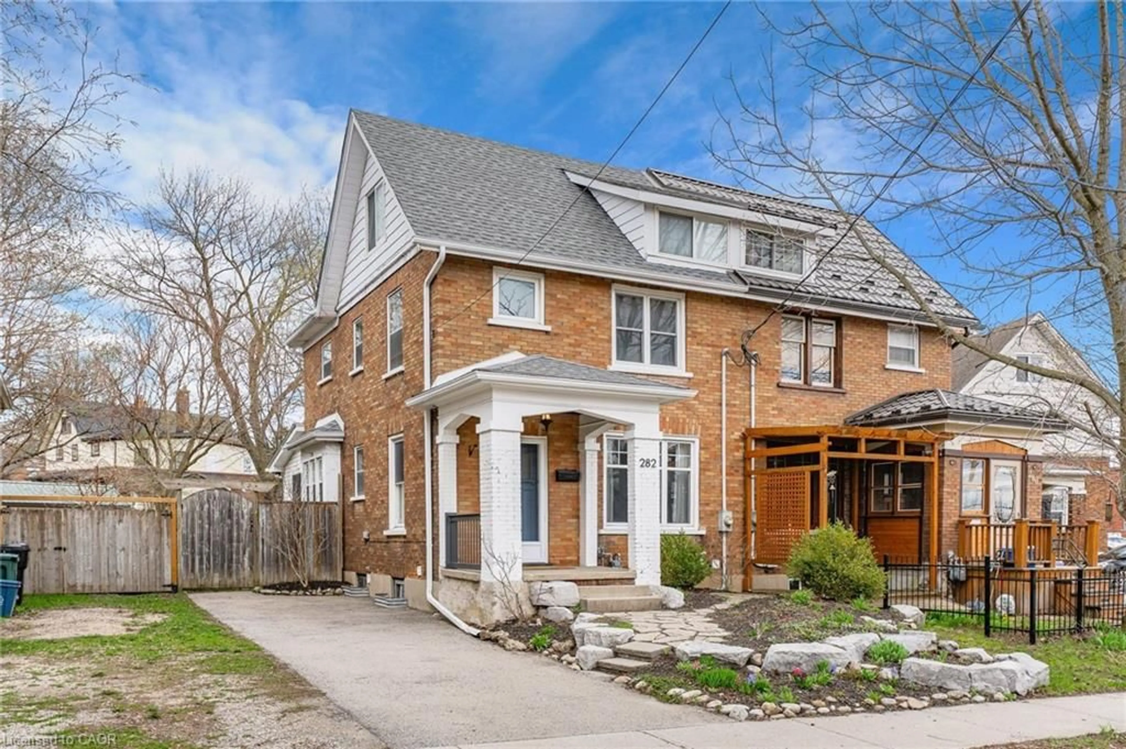 Home with brick exterior material, street for 282 Park St, Kitchener Ontario N2G 1N1