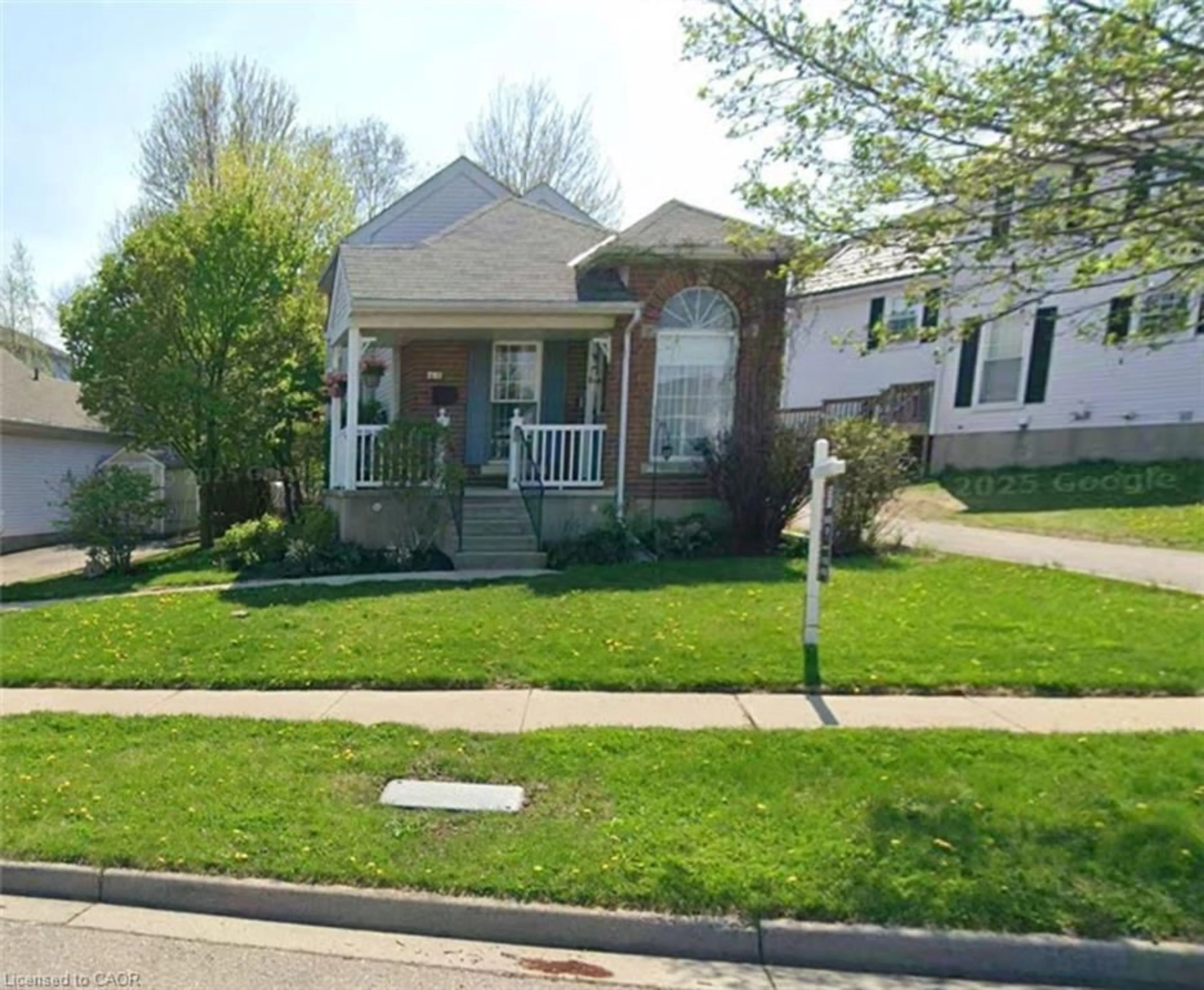 Home with brick exterior material, street for 45 Milfoil Cres, Kitchener Ontario N2E 3L2
