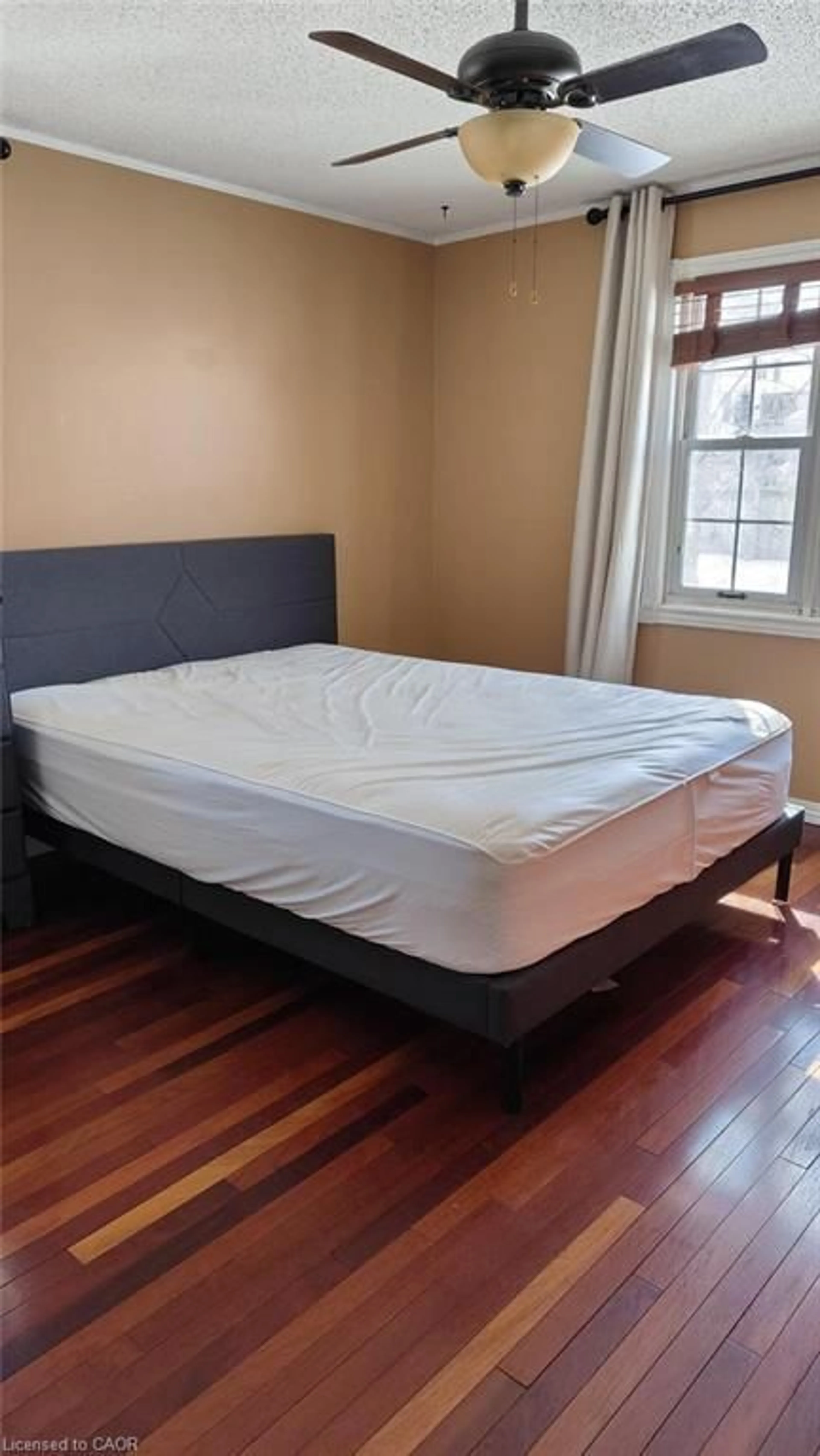 Bedroom with bed, unknown for 45 Milfoil Cres, Kitchener Ontario N2E 3L2