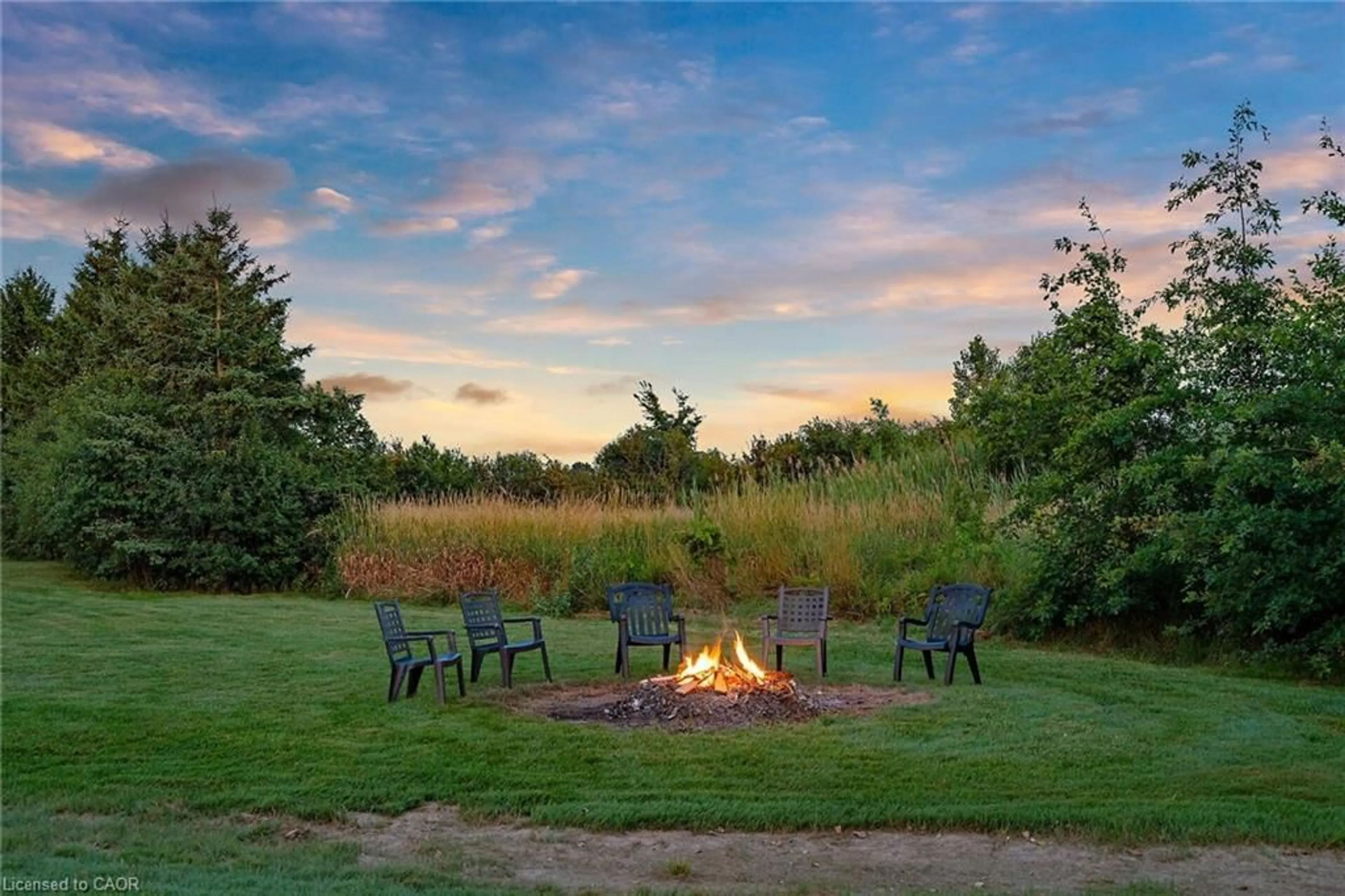 Patio, water/lake/river/ocean view for 526 2nd Line, Hagersville Ontario N0A 1H0