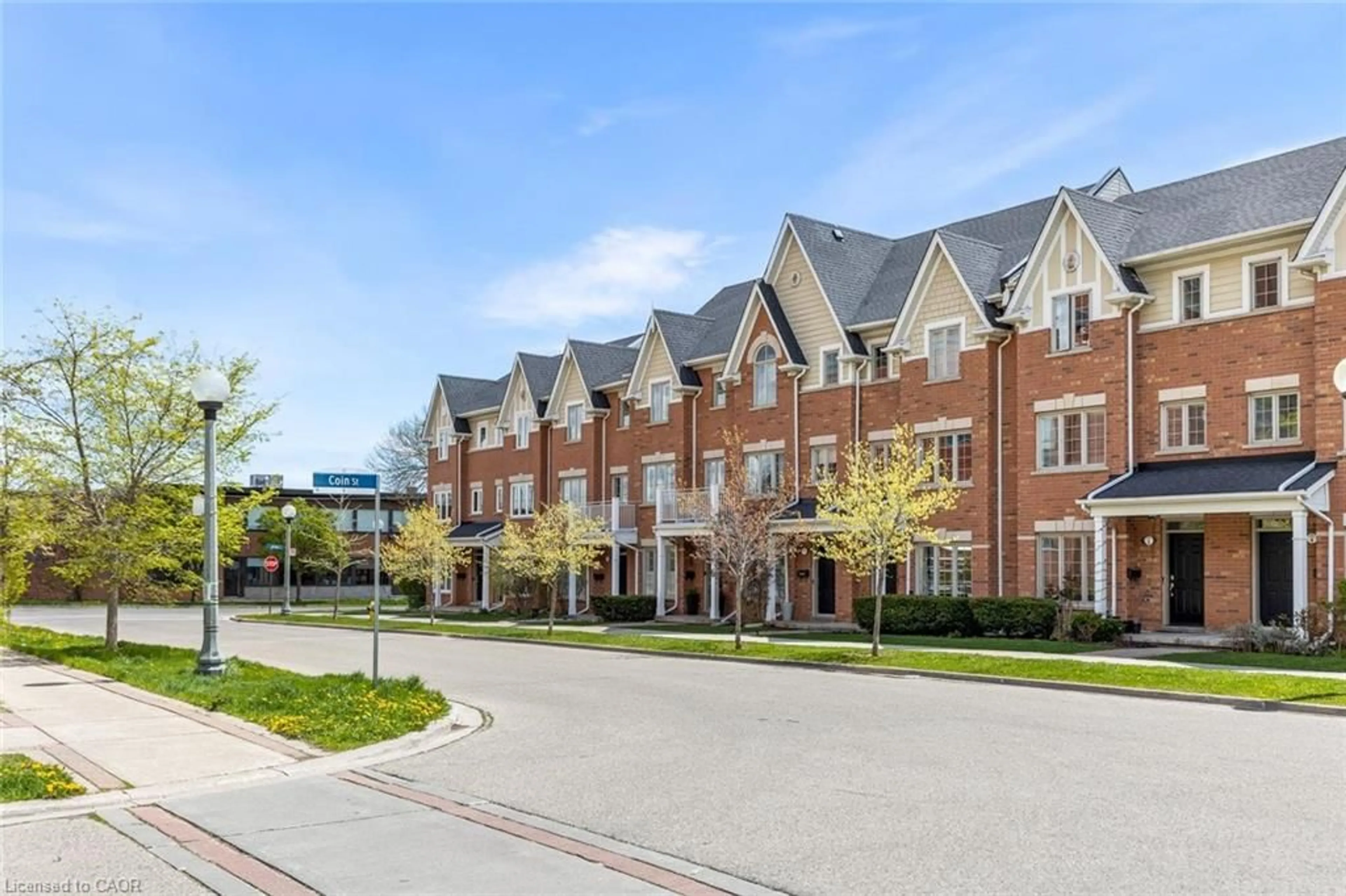 Home with brick exterior material, street for 201 Tenth St #8, Etobicoke Ontario M8V 4C7