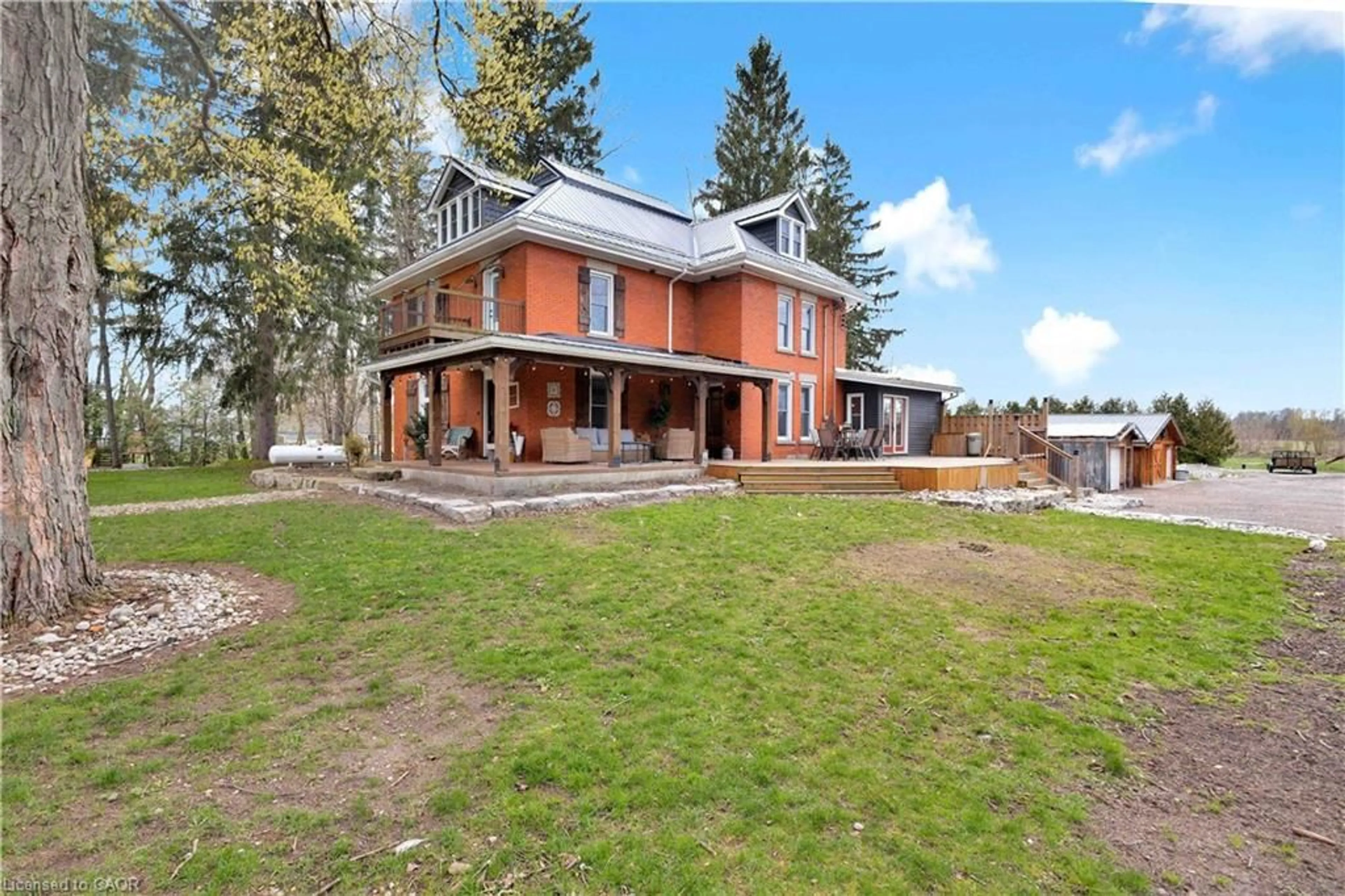 A pic from outside/outdoor area/front of a property/back of a property/a pic from drone, building for 721 Charlotteville Rd 8, Simcoe Ontario N3Y 4K5