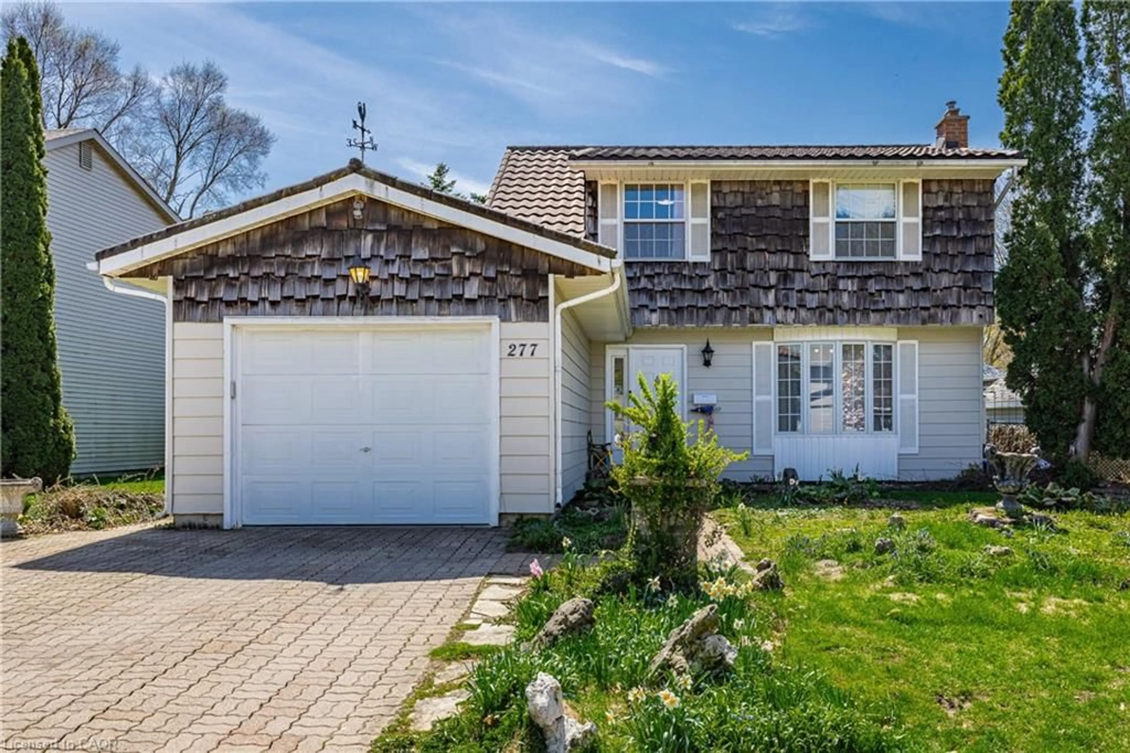 Home with vinyl exterior material, street for 277 Blackacres Blvd, London Ontario N6G 2H1