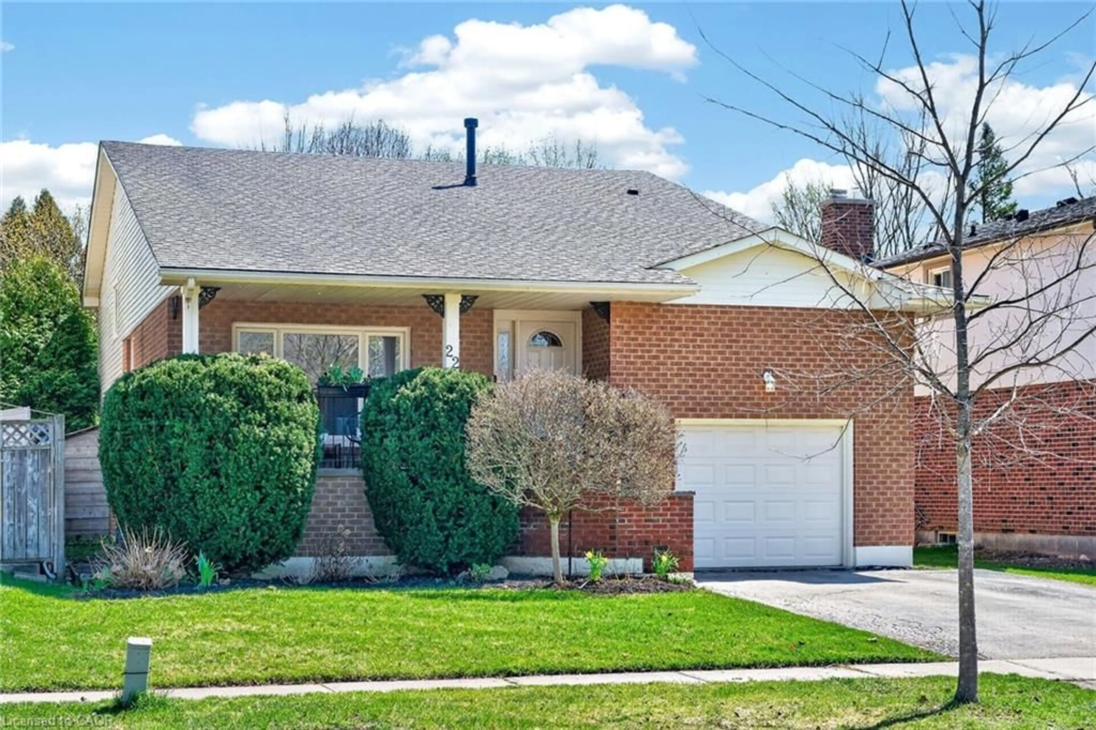 Home with brick exterior material, street for 22 Vance Cres, Waterdown Ontario L8B 0B8