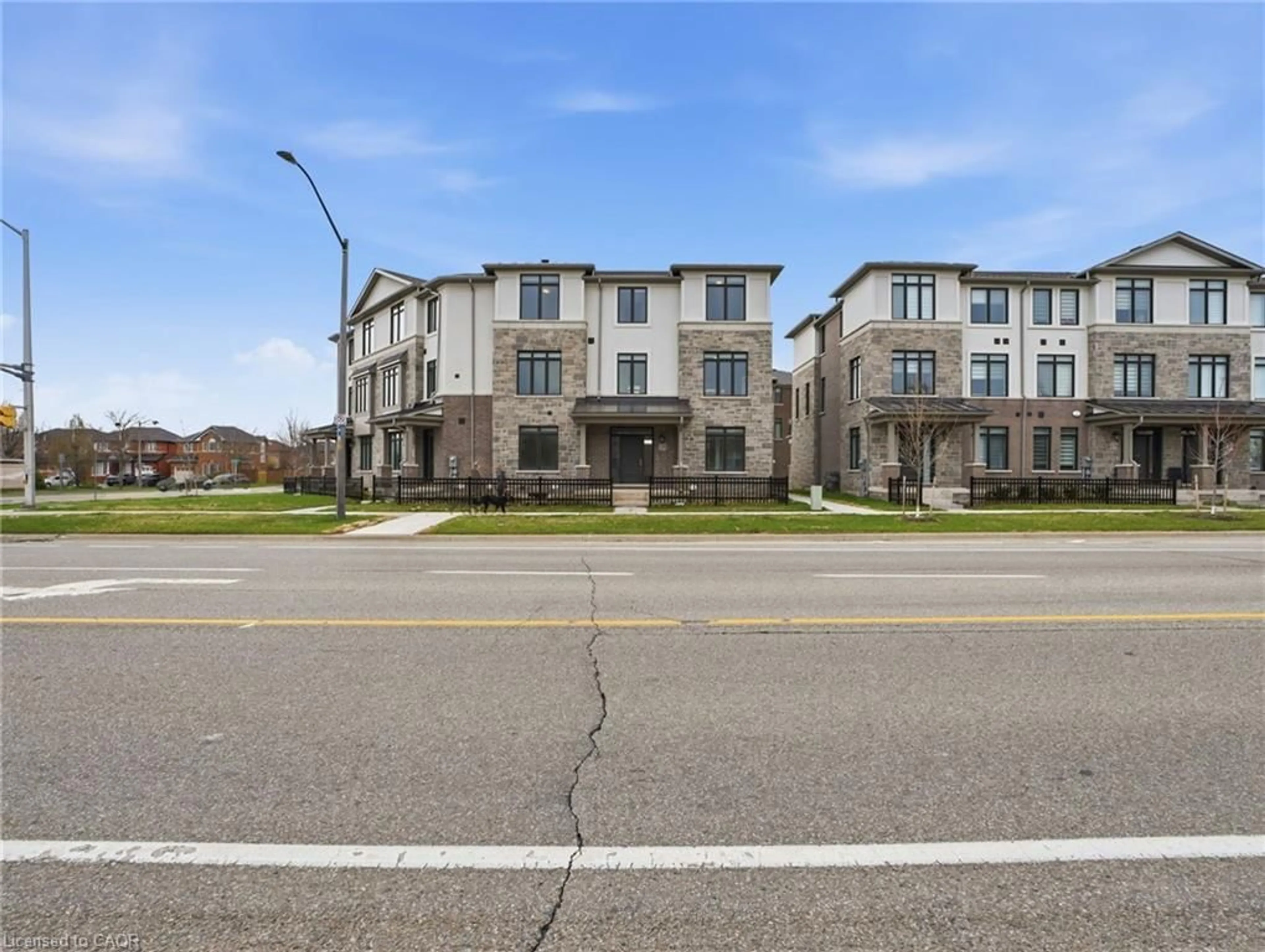 Unknown for 2168 Postmaster Dr, Oakville Ontario L6M 4E6