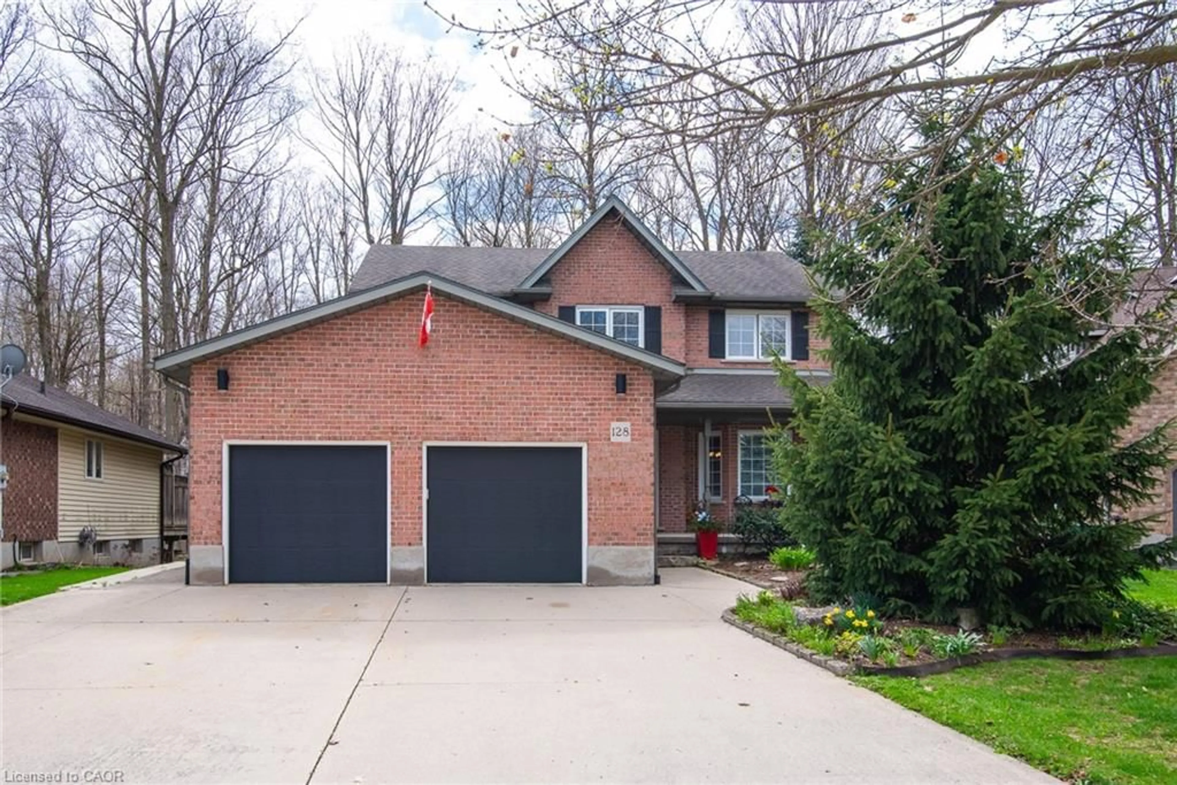 Home with brick exterior material, street for 128 Eby Cres, New Hamburg Ontario N3A 1Z2