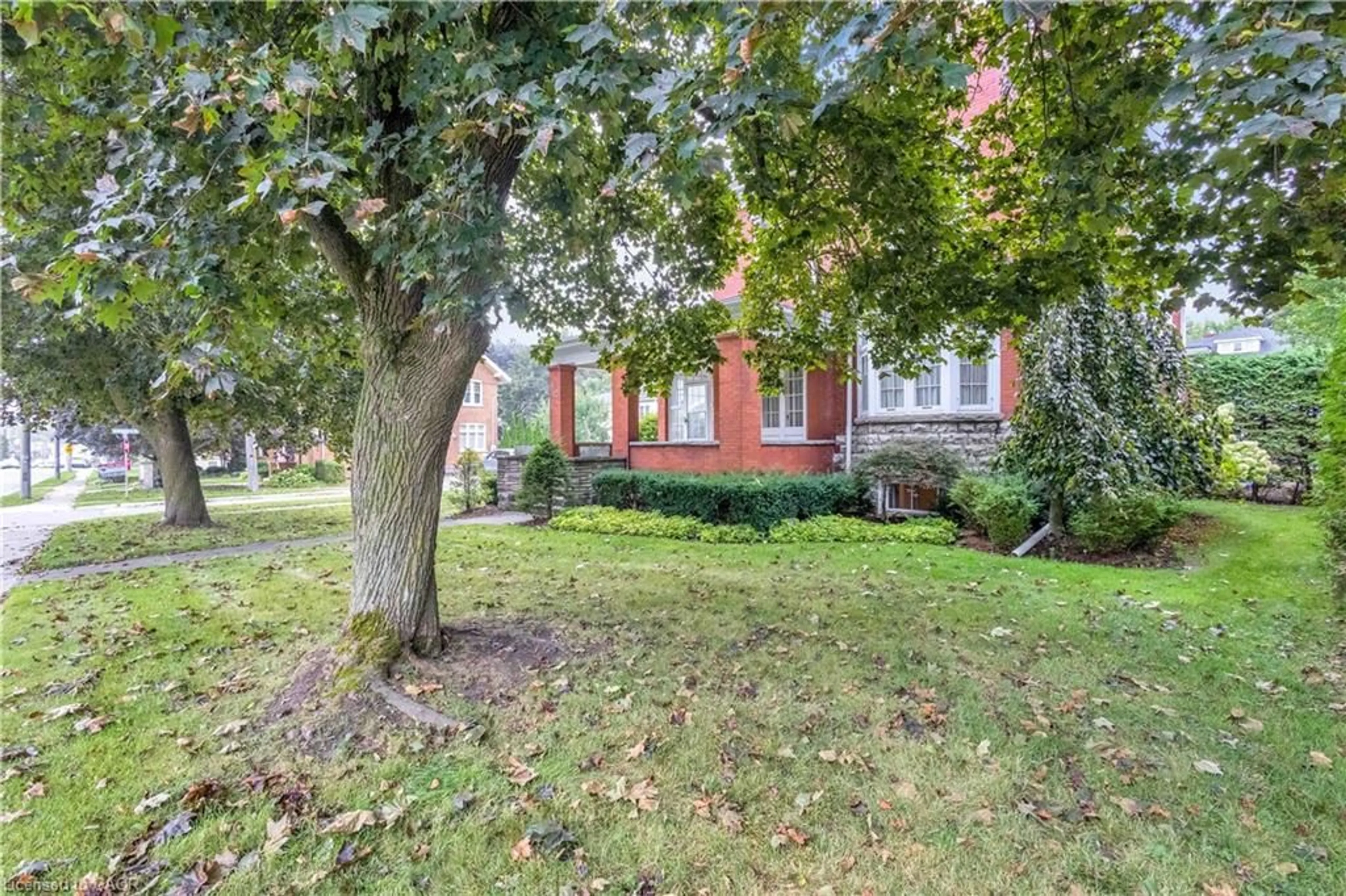 Unknown for 410 Main St, Listowel Ontario N4W 1A6